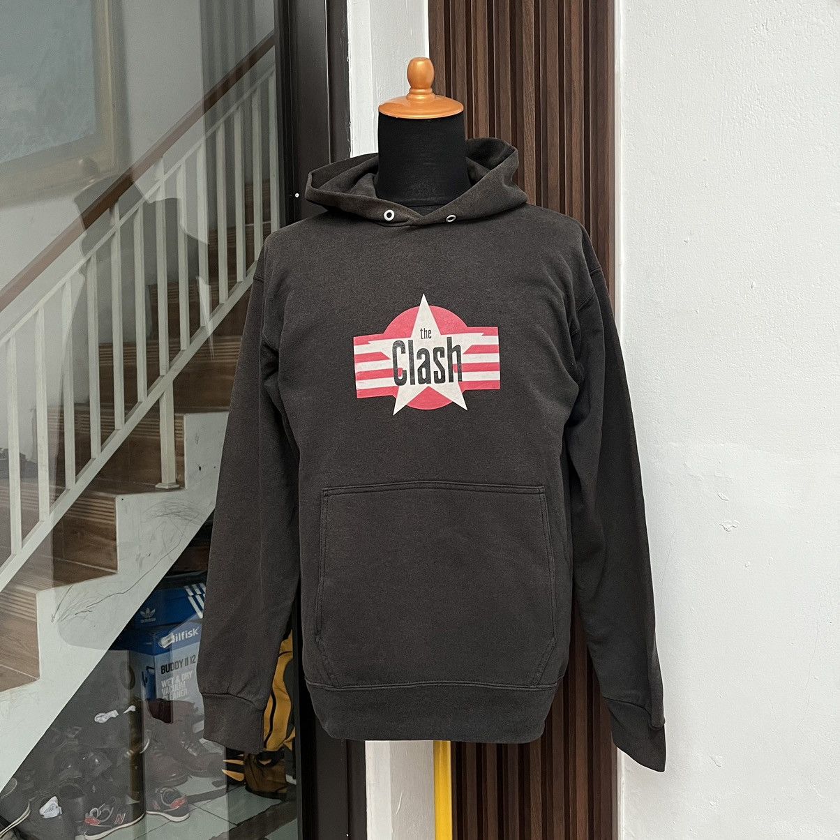 Band Tees ✨ Vintage Rare 90s The Clash Hoodie AF logo Wilfex Made In 🇺🇸 Size US M / EU 48-50 / 2 - 1 Thumbnail