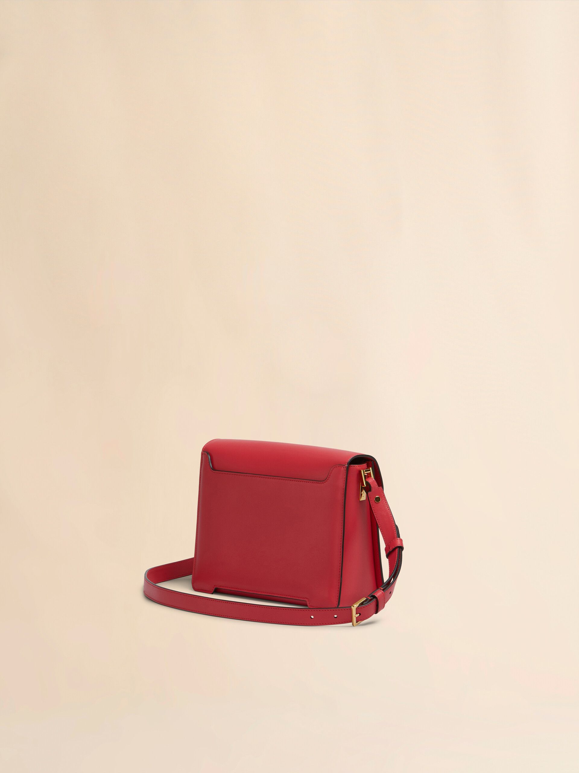 Marni o1f1d3z0126 Size: OS / Trunkaroo Medium Shoulder Bag in Red Size ONE SIZE - 2 Thumbnail