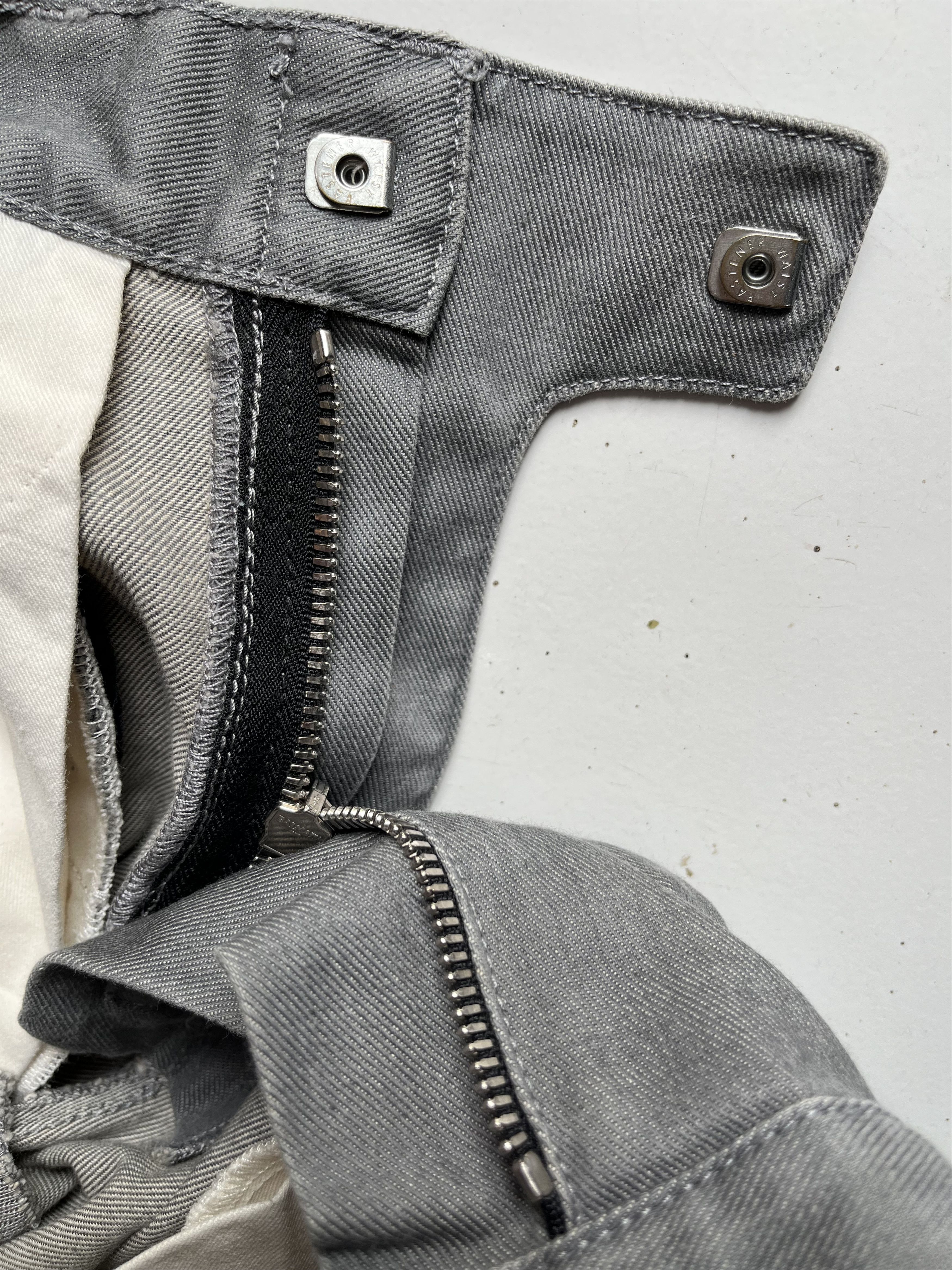 Balmain Balmain decarnin era distressed biker jeans Size US 29 - 7 Thumbnail