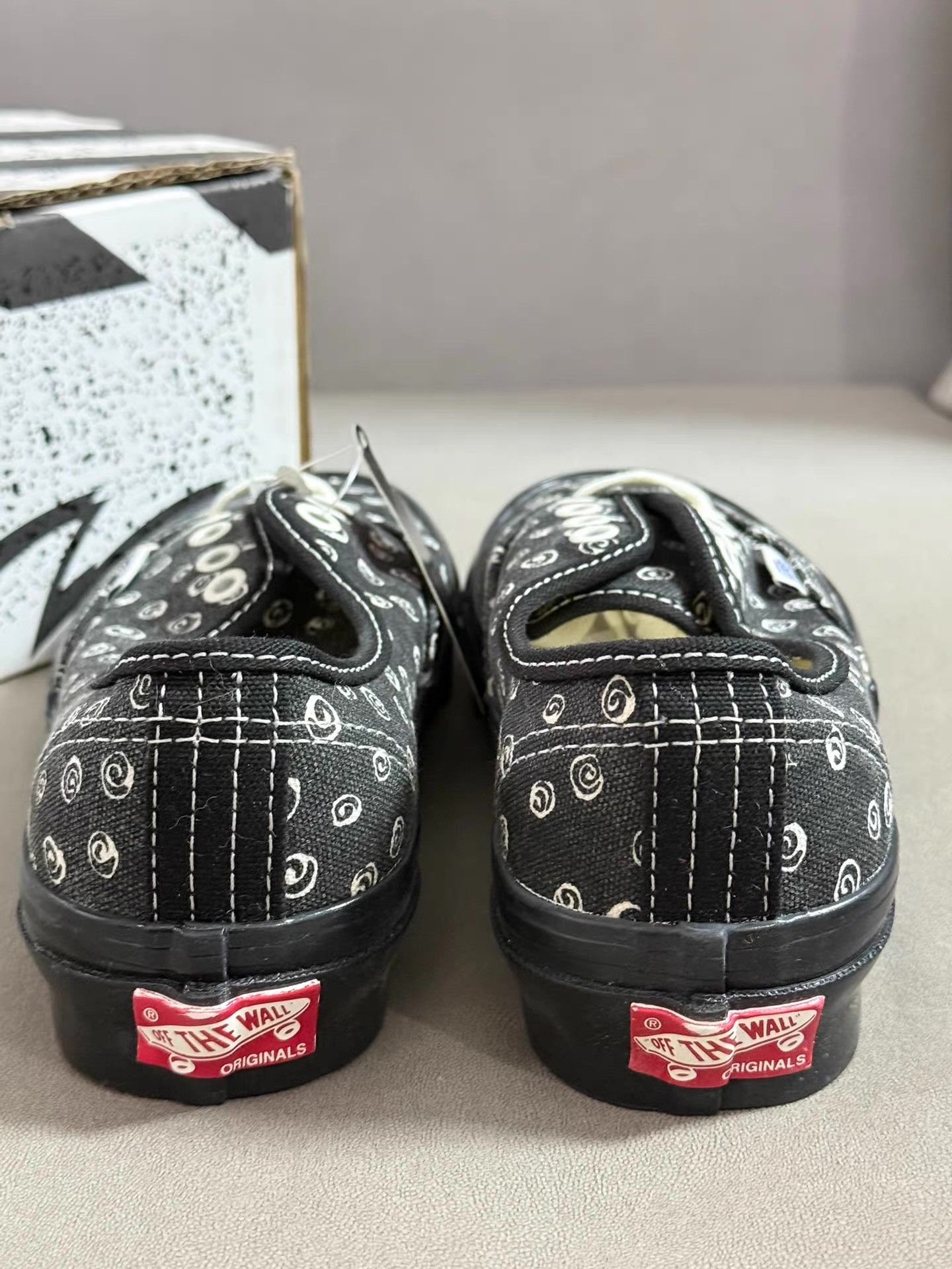Vans Vans Authentic LX Low-top anti-slip unisex sneakers Ｑ20 Size US 6.5 / IT 36.5 - 4 Thumbnail