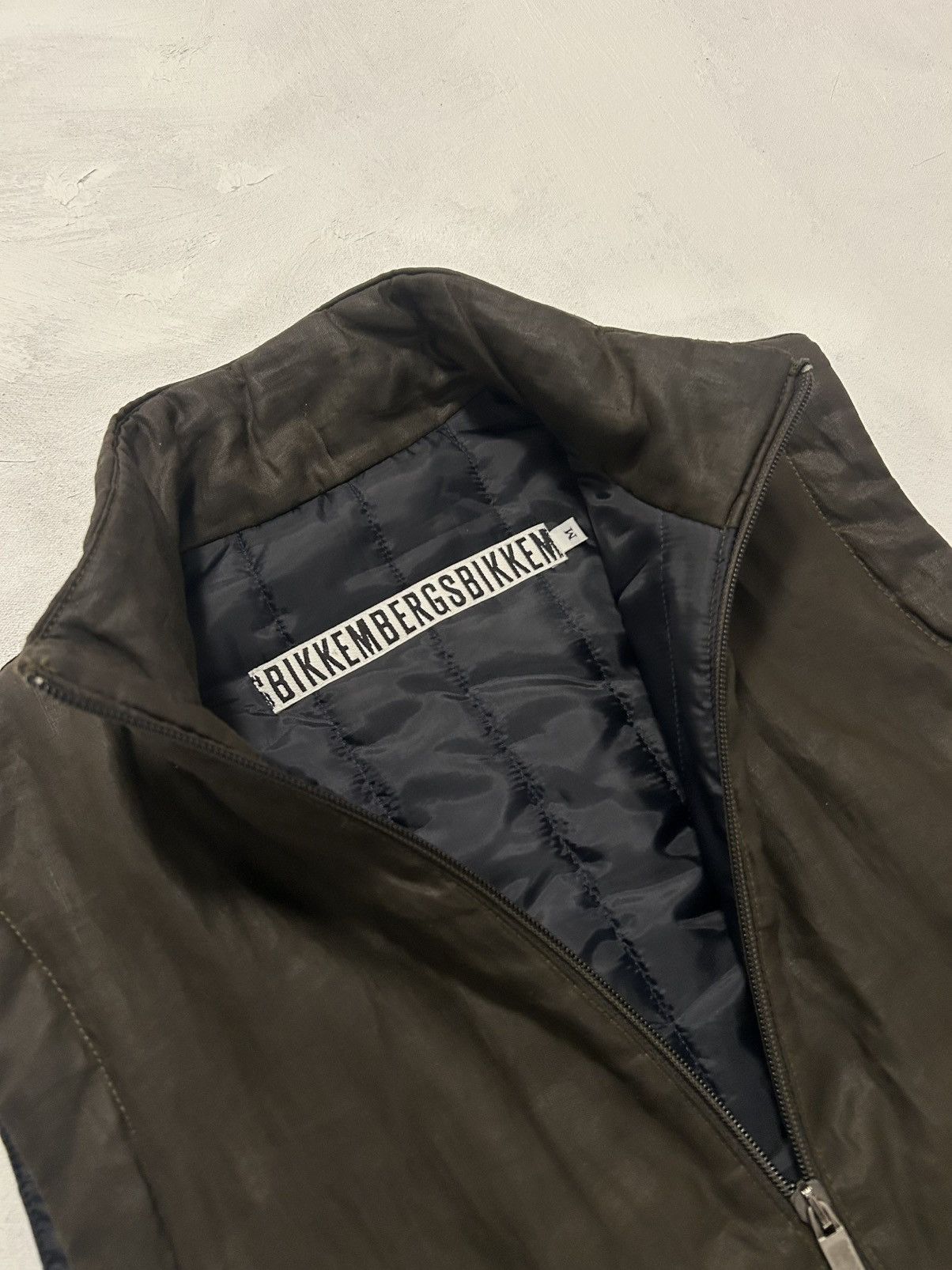 Dirk Bikkembergs Dirk Bikkemberg Buckle Waxed Vest Size US M / EU 48-50 / 2 - 2 Thumbnail