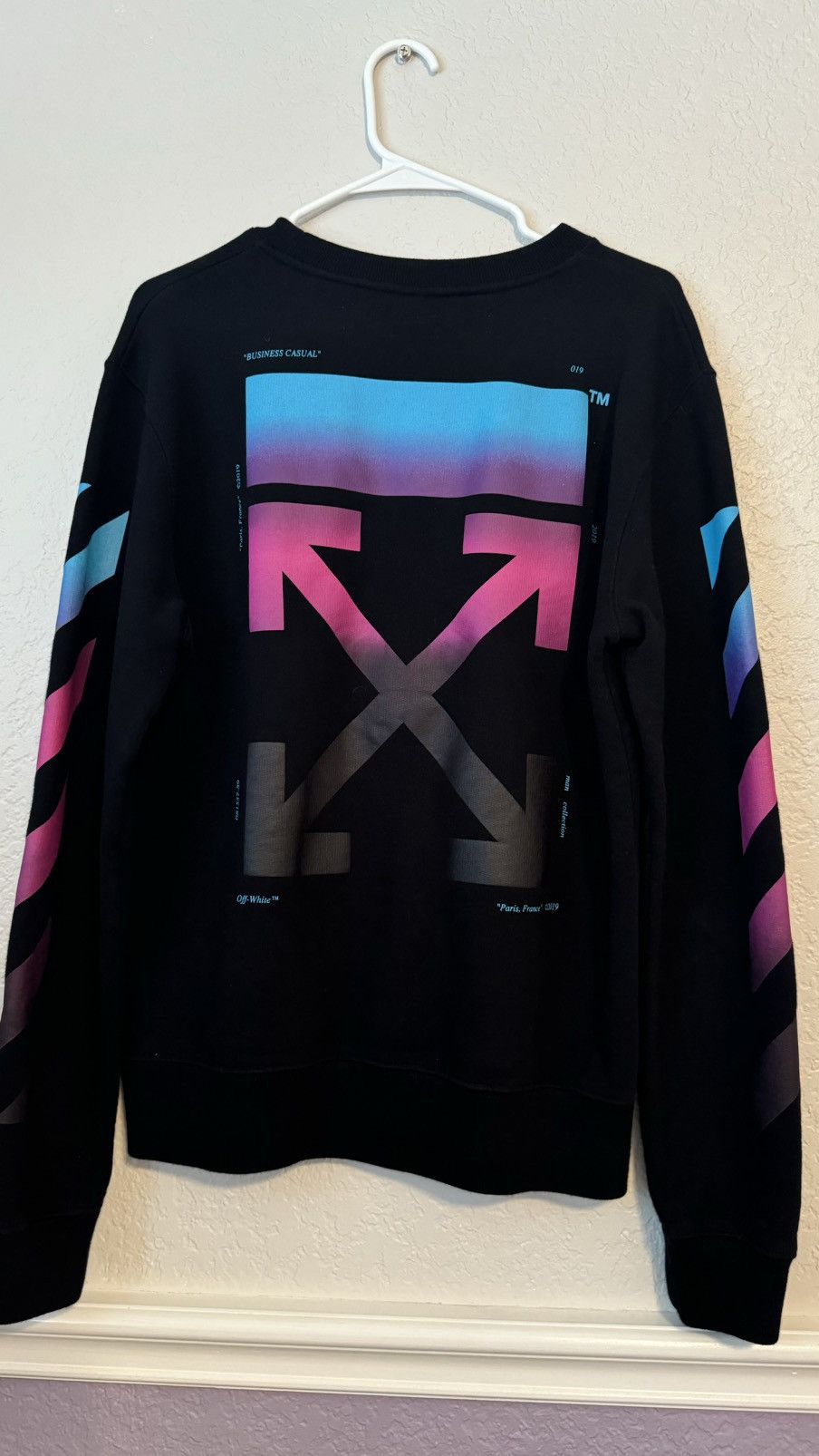 Black gradient crewneck off white sales