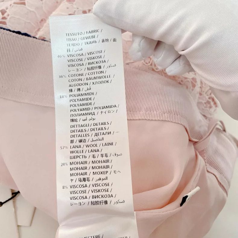 Gucci Gucci Pink lace skirt Size 26" / US 2 / IT 38 - 8 Thumbnail