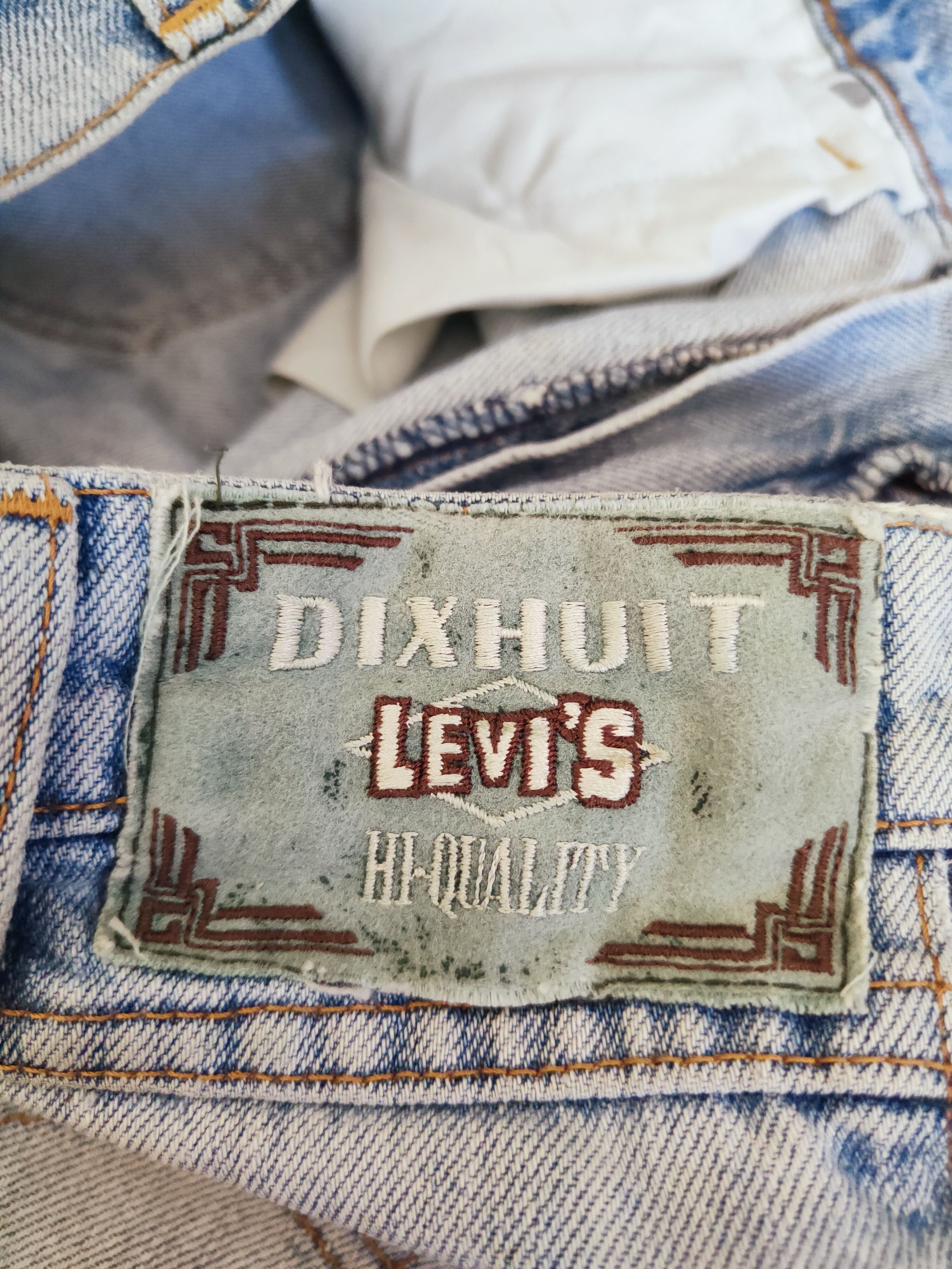 Levi's Levi's painter vintage Blue Distressed Ripped Jeans #W539 Size US 33 - 13 Thumbnail