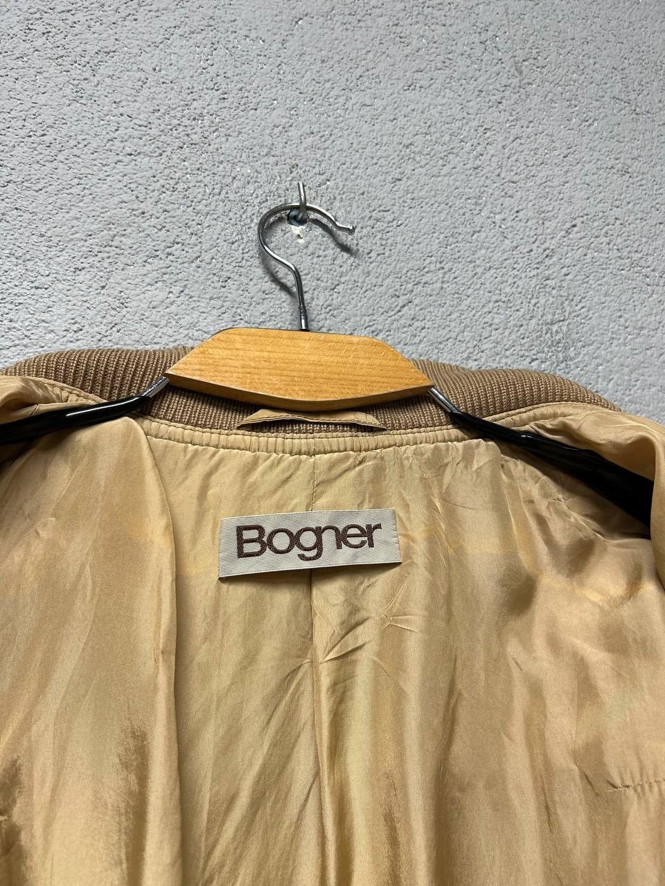 Bogner Bogner mens wool bomber jacket size EU 44 / S Size US S / EU 44-46 / 1 - 17 Thumbnail