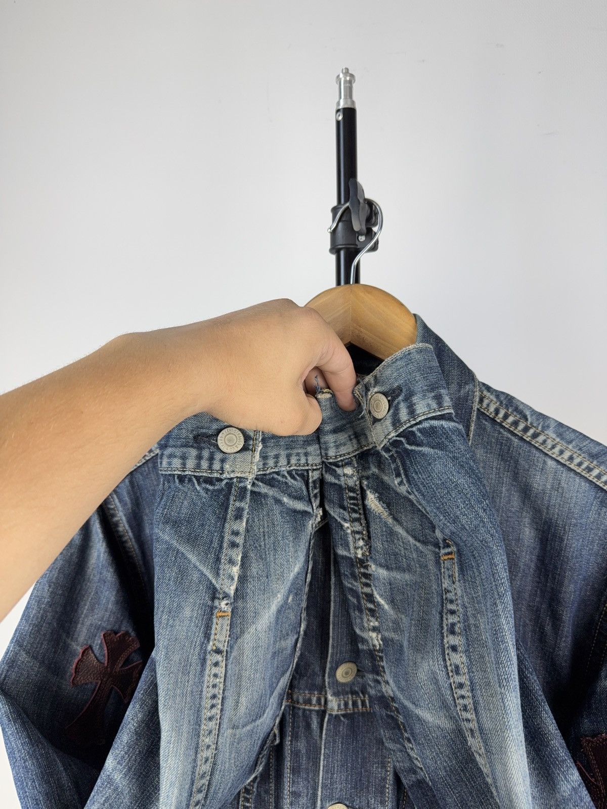 Levi's Vintage Clothing Vintage 90s Archival Chrome Hearts Style Cross Denim Jacket Size US S / EU 44-46 / 1 - 16 Thumbnail