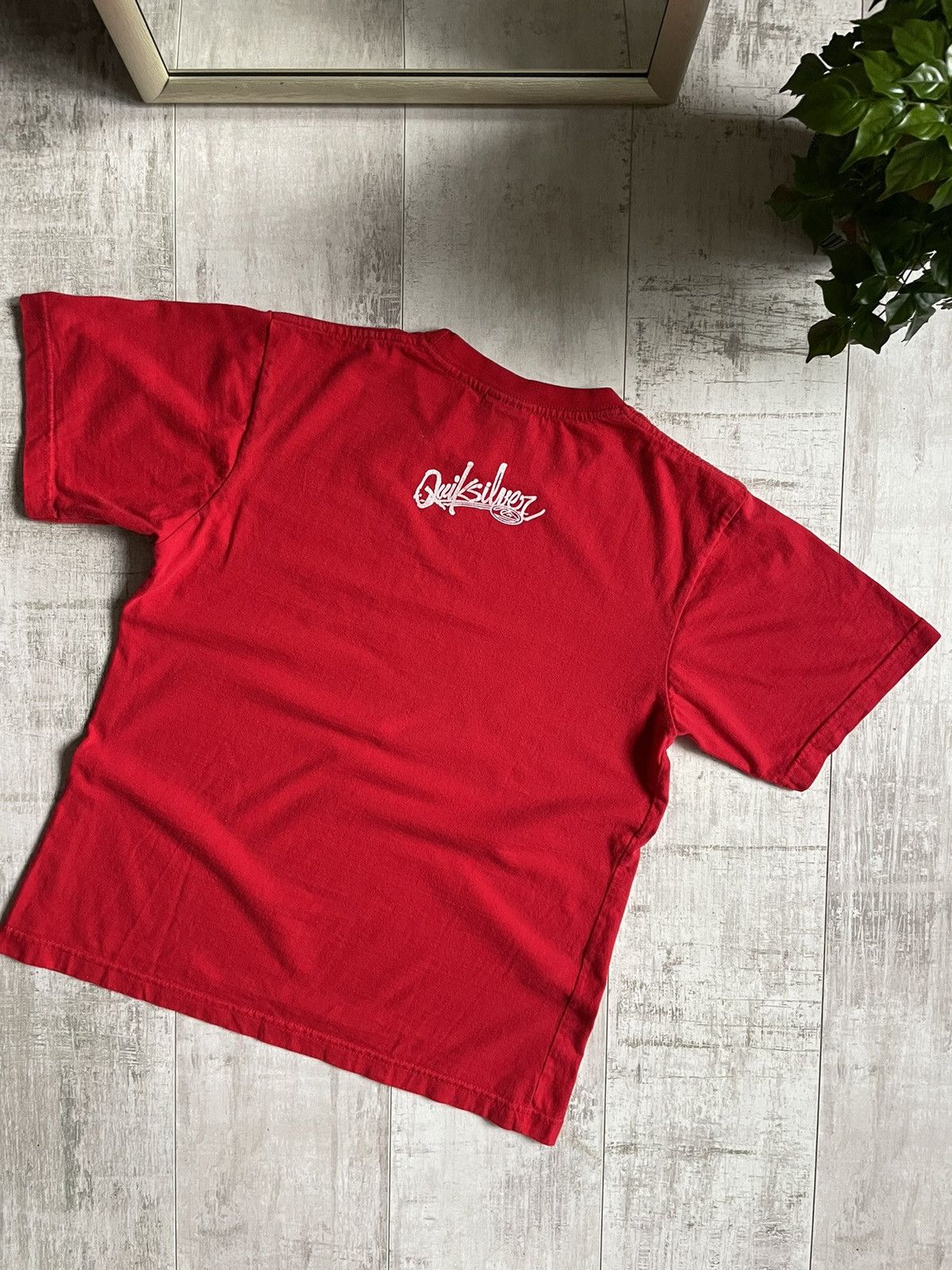 Quiksilver × Vintage Quiksilver Y2K Vintage Surf Center Logo T-Shirt Size US M / EU 48-50 / 2 - 8 Thumbnail