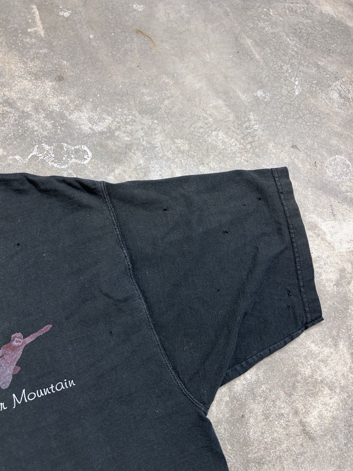 Fruit Of The Loom Vintage Y2K Sugar Mountain Snow Boarding Text T-Shirt Size US L / EU 52-54 / 3 - 3 Thumbnail