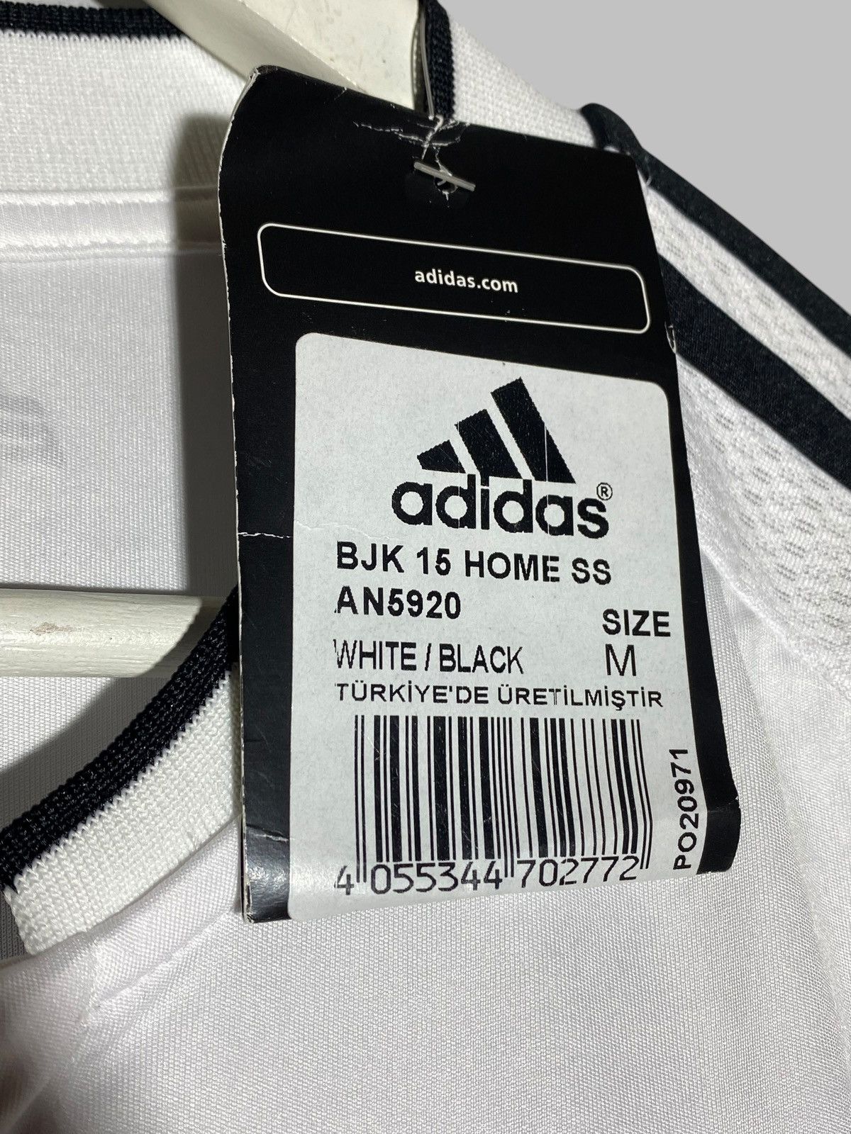 Adidas Adidas Besiktas FC 2015/16 Home Football Shirt Vodafone Size US M / EU 48-50 / 2 - 18 Thumbnail