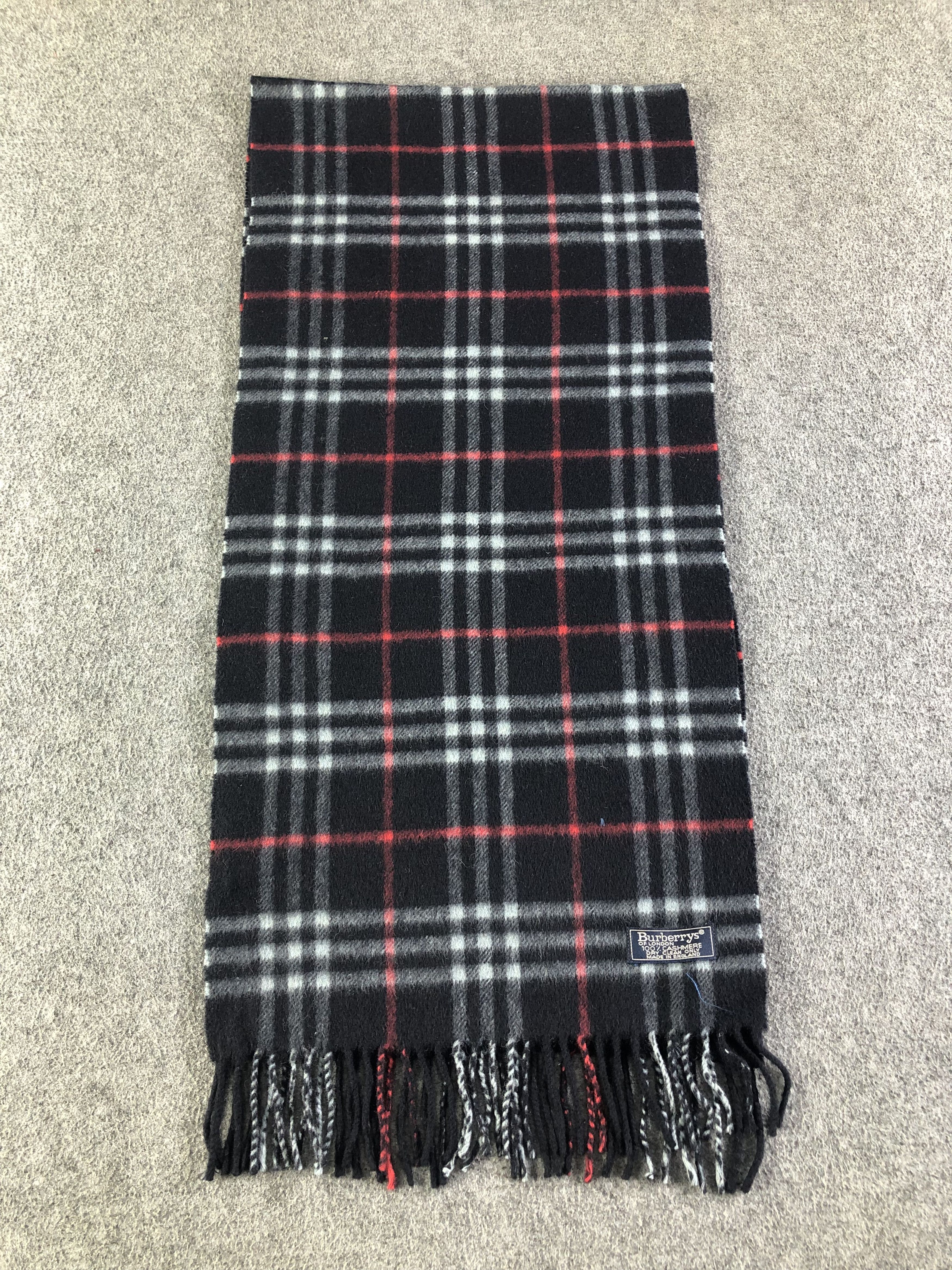 Burberry Burberrys Cashmere Scarf / Muffler / Neckwear SS1387 Size ONE SIZE - 2 Thumbnail