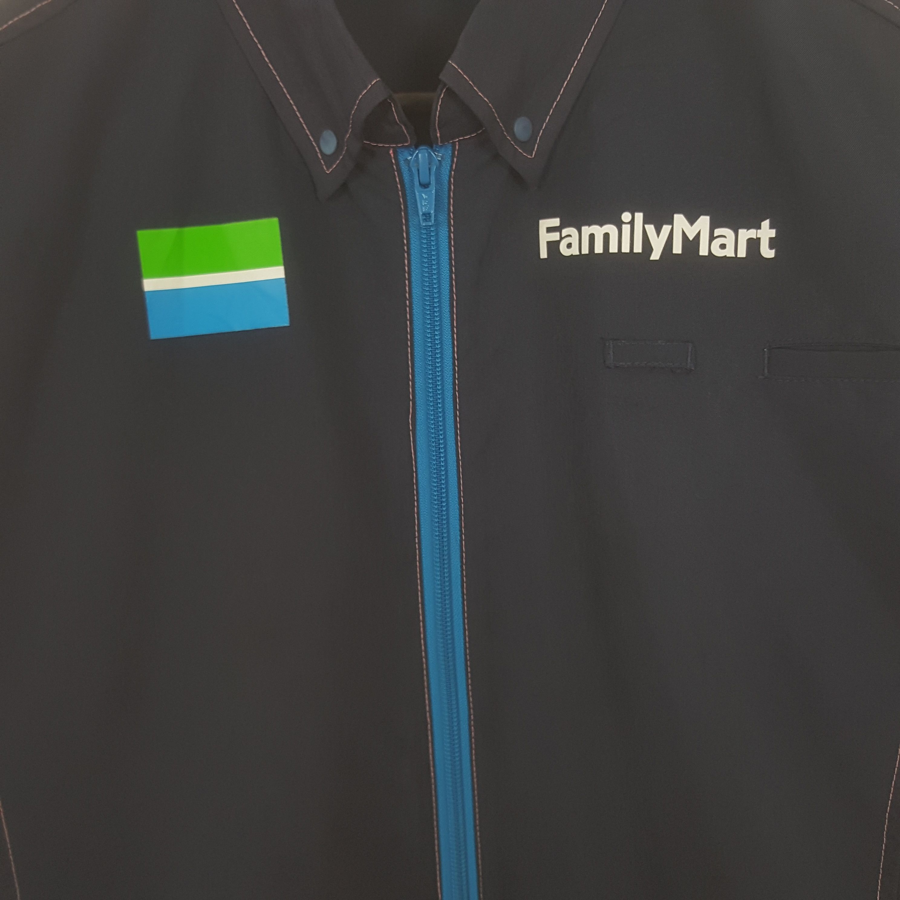 Japanese Brand Vintage Family Mart Worker Japan Jacket Size US S / EU 44-46 / 1 - 2 Thumbnail