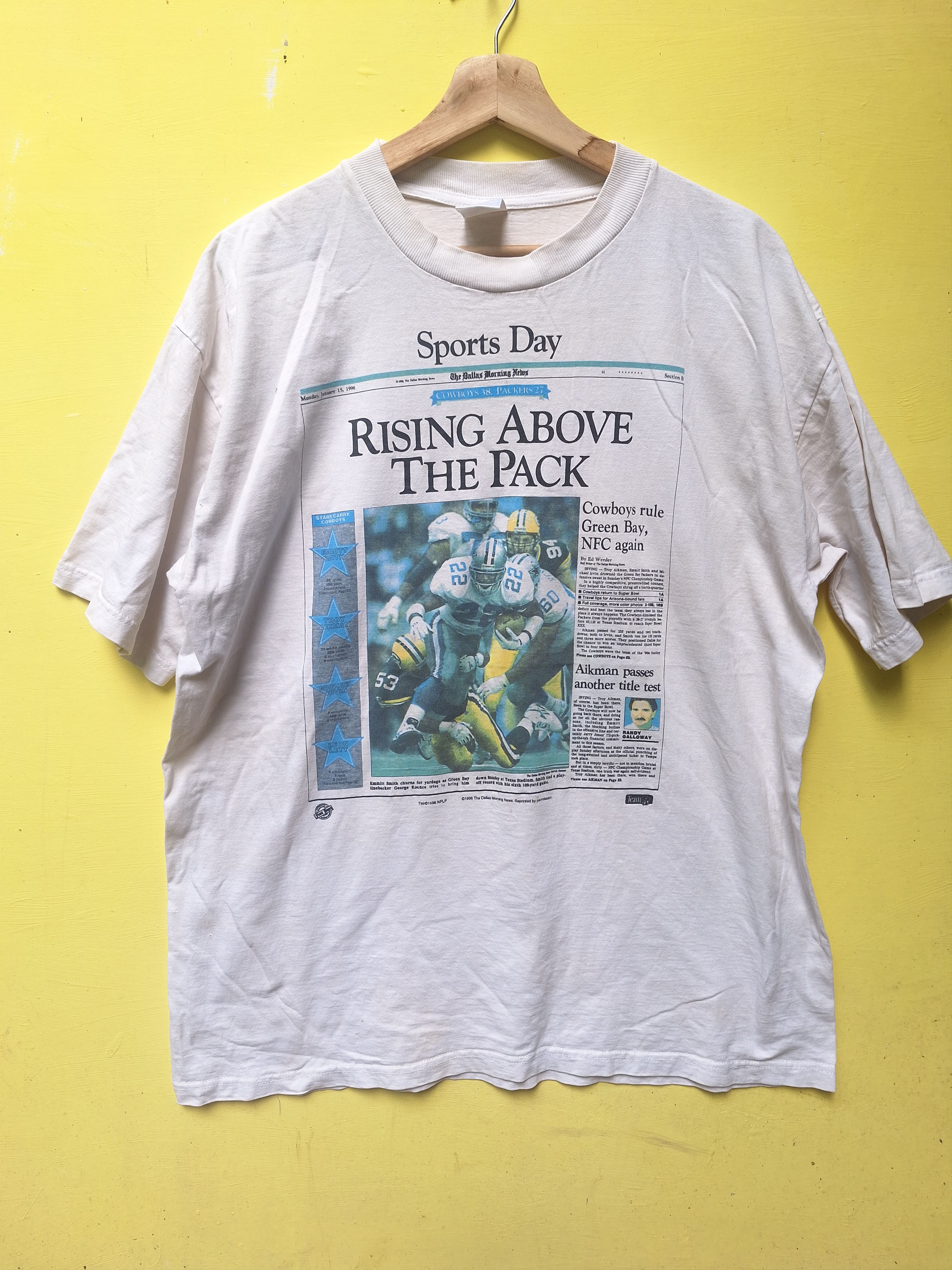 Band Tees × Vintage Dallas Cowboys newspaper print tee shirt Size US XL / EU 56 / 4 - 2 Thumbnail