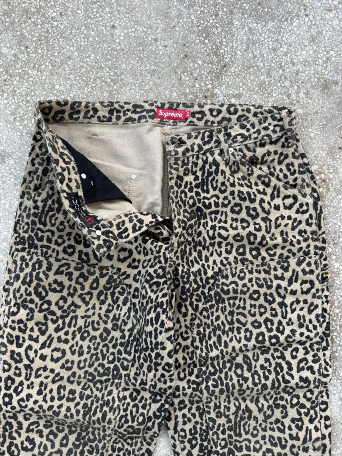 Supreme FW22 KINDERMANN GMBH COTTON MOLESKIN DOUBLE KNEE LEOPARD Size US 34 / EU 50 - 3 Thumbnail