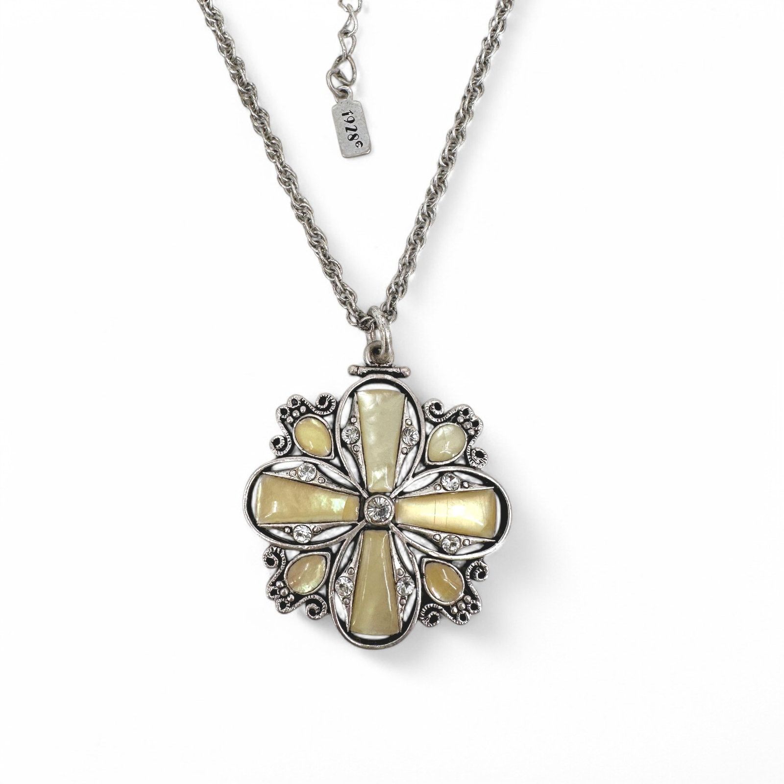 Other 1928 Necklace Pale Yellow MOP Rhinestone Clover Pendant Size ONE SIZE - 7 Thumbnail