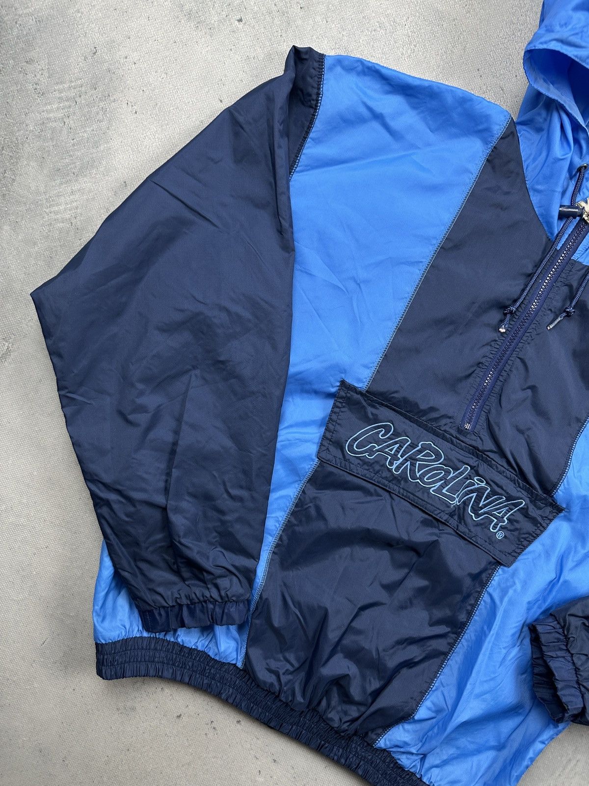 Starter Vintage Starter North Carolina Heels Hooded Pullover Jacket Size US L / EU 52-54 / 3 - 3 Thumbnail
