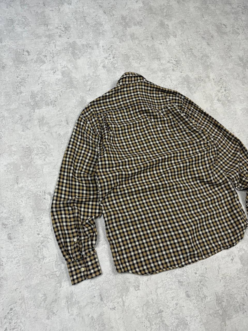 Burberry Vintage Burberrys button-up Shirt Size 38 Size US L / EU 52-54 / 3 - 8 Thumbnail