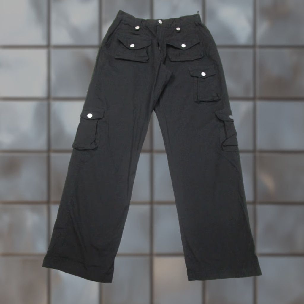 Vintage With Jean Women's Black Cargo Pants Small Regular Fit Mid Rise Size 28" / US 6 / IT 42 - 1 Thumbnail