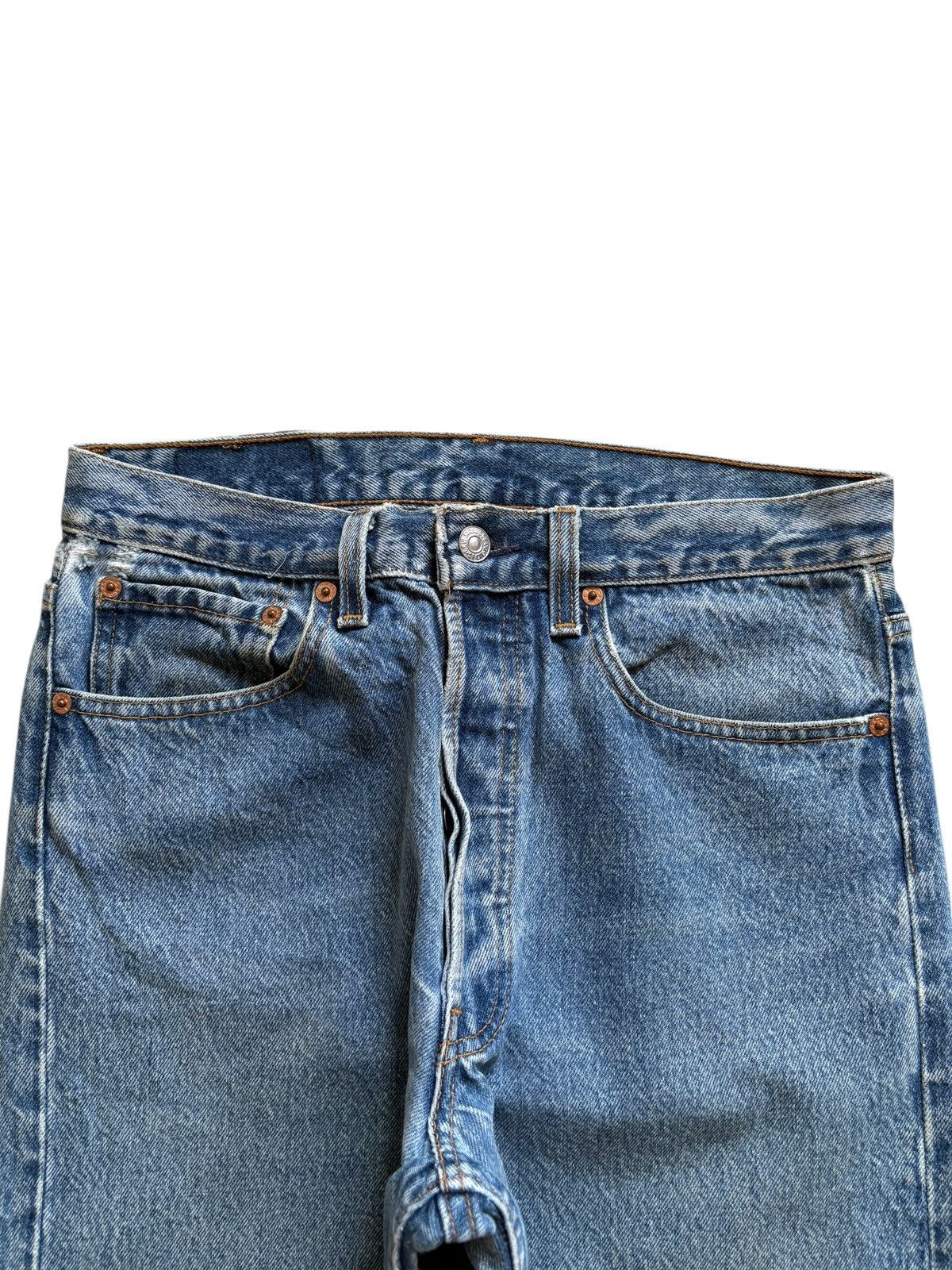 Levi's SALES🔥Vintage 90s Levis 501 Blue Wash Loose Jeans Size US 30 / EU 46 - 4 Thumbnail