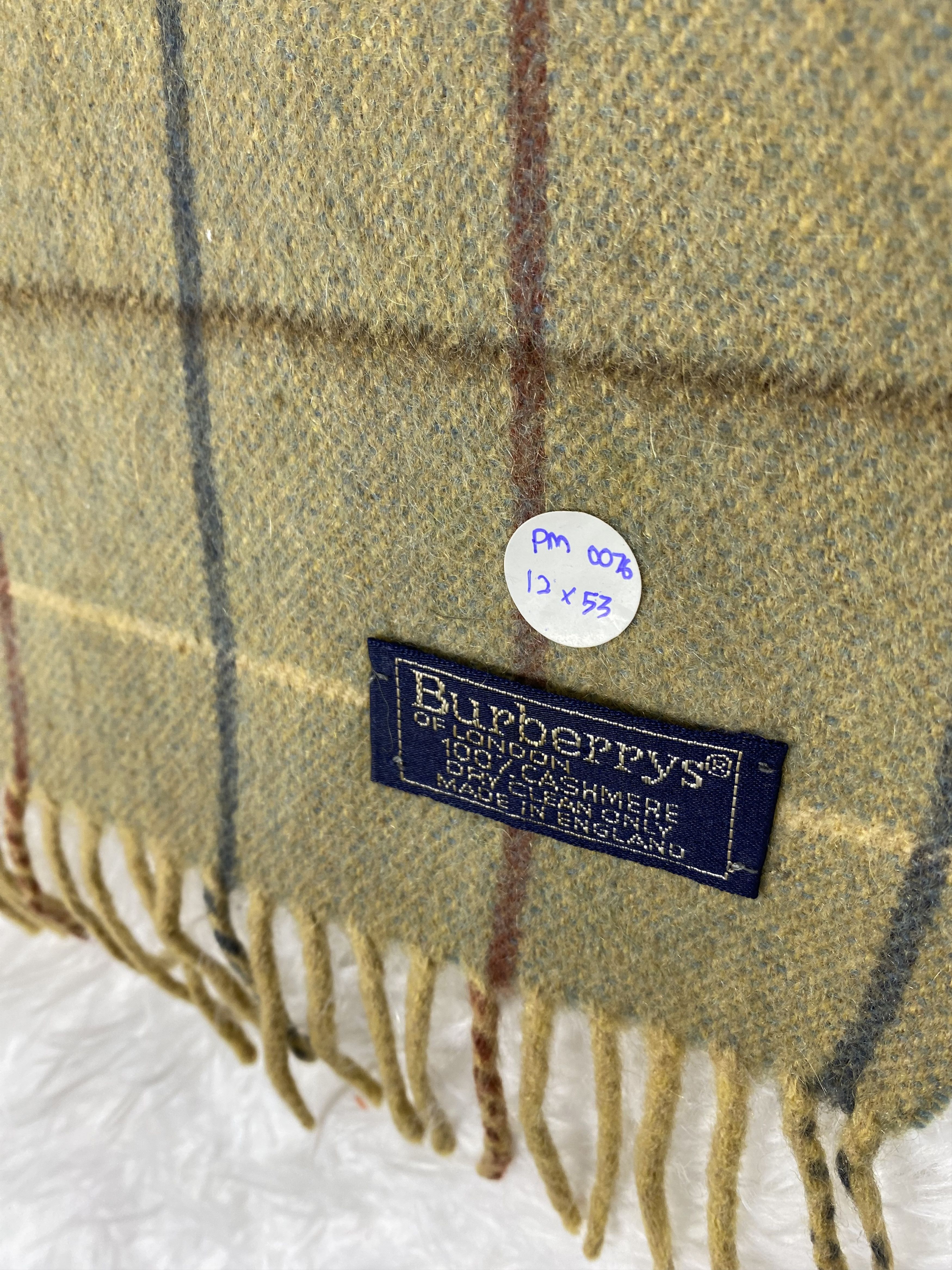 Burberry Vintage Burberry Scarf / Muffler Neckwear PM0076 Size ONE SIZE - 2 Thumbnail