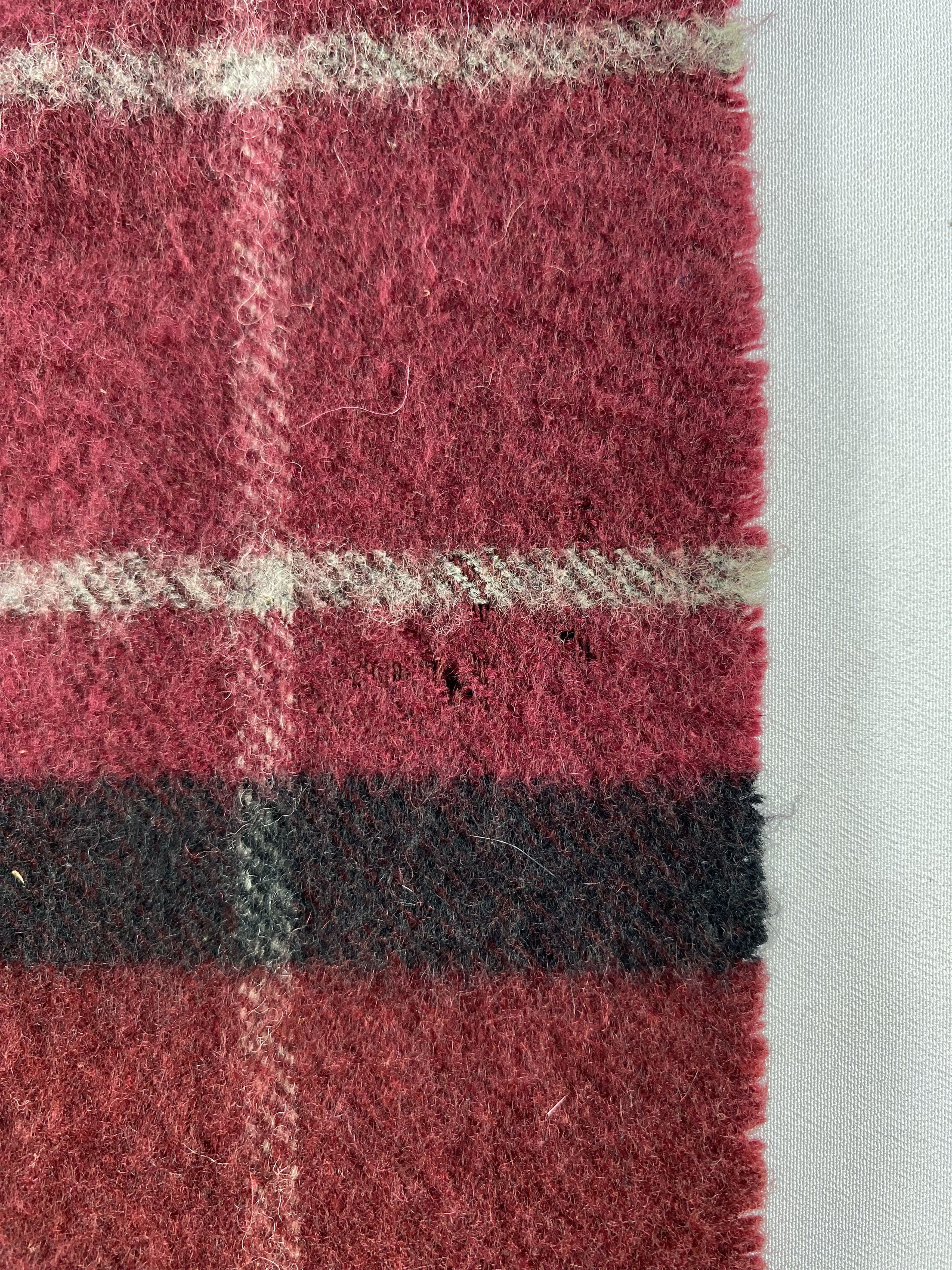 Johnstons Of Elgin × Vintage Johnstons Of Elgin Scarf / Muffler / Neckwear Size ONE SIZE - 2 Thumbnail