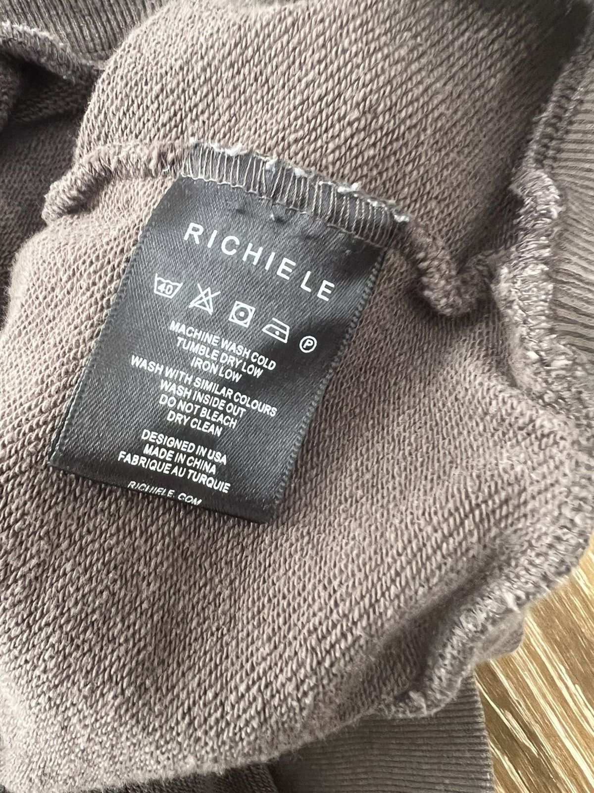 Richie Le Collection Richie le cropped hoodie Size US M / EU 48-50 / 2 - 4 Thumbnail