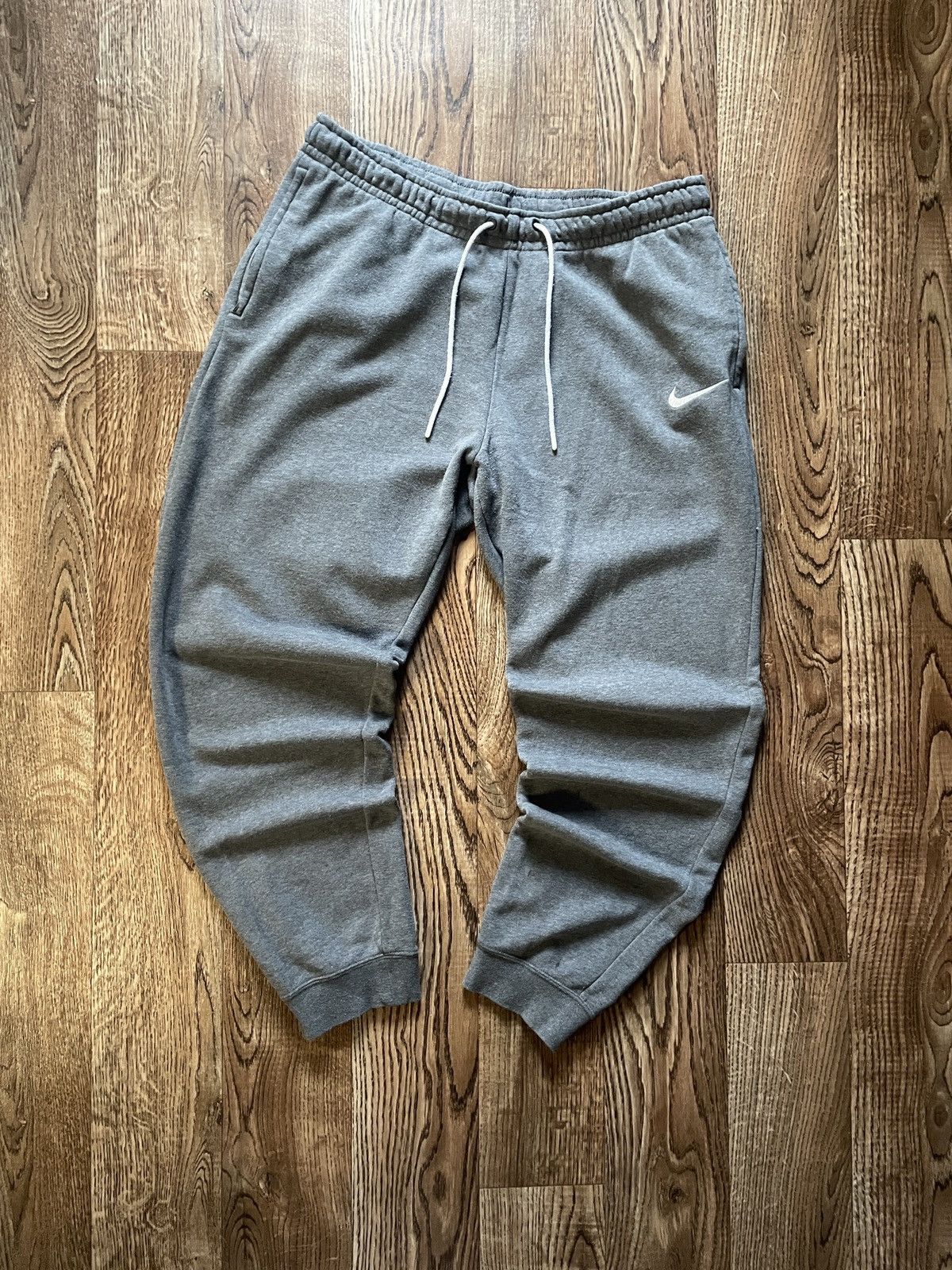 Nike 🔥VINTAGE NIKE SWEATPANTS 00’s TRACK PANTS Size US 34 / EU 50 - 2 Thumbnail