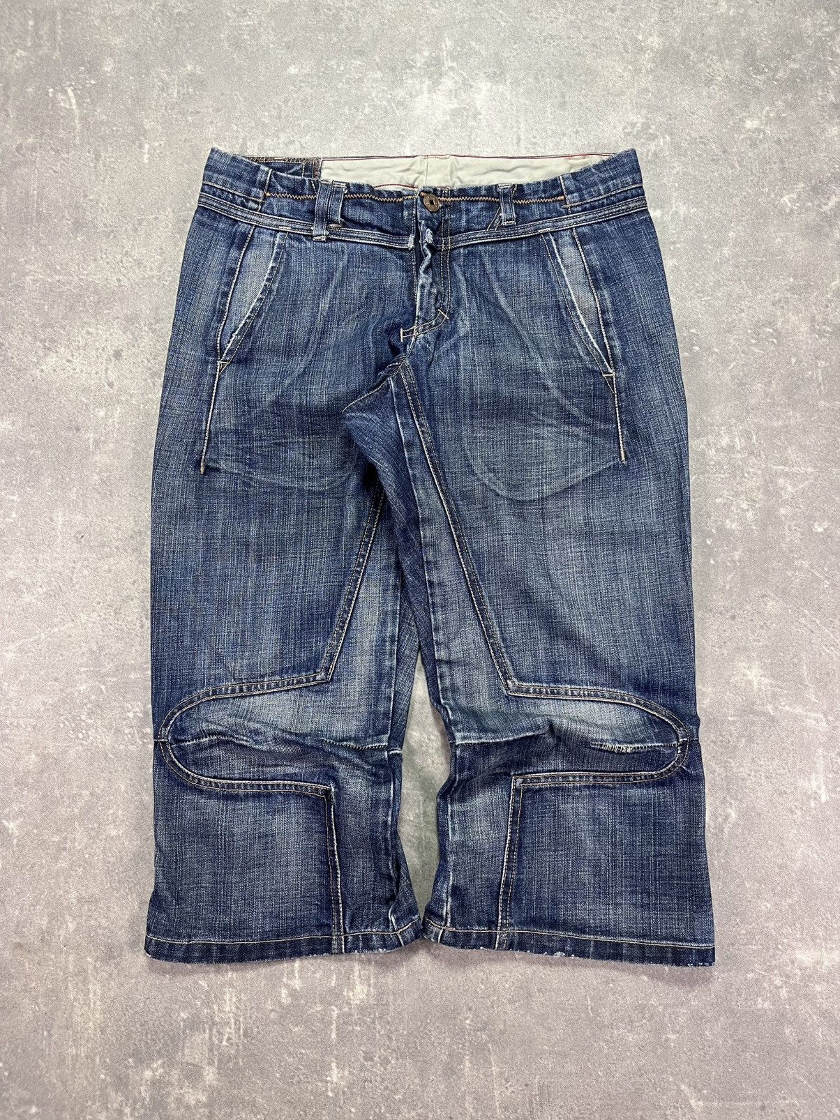 Marithe + Francois Girbaud 00s Marithe + Francois Girbaud Star Denim Shorts 29 Capri Size 29" - 1 Thumbnail