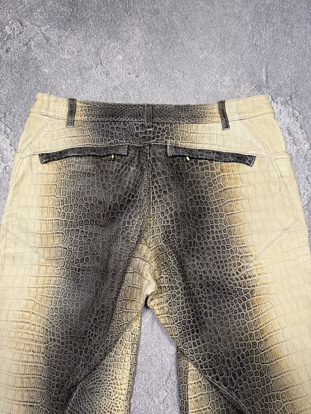 Other Corpo Nove Crocodile Embossed Leather Trousers Beige Brown Size 34" / US 12 / IT 48 - 10 Thumbnail