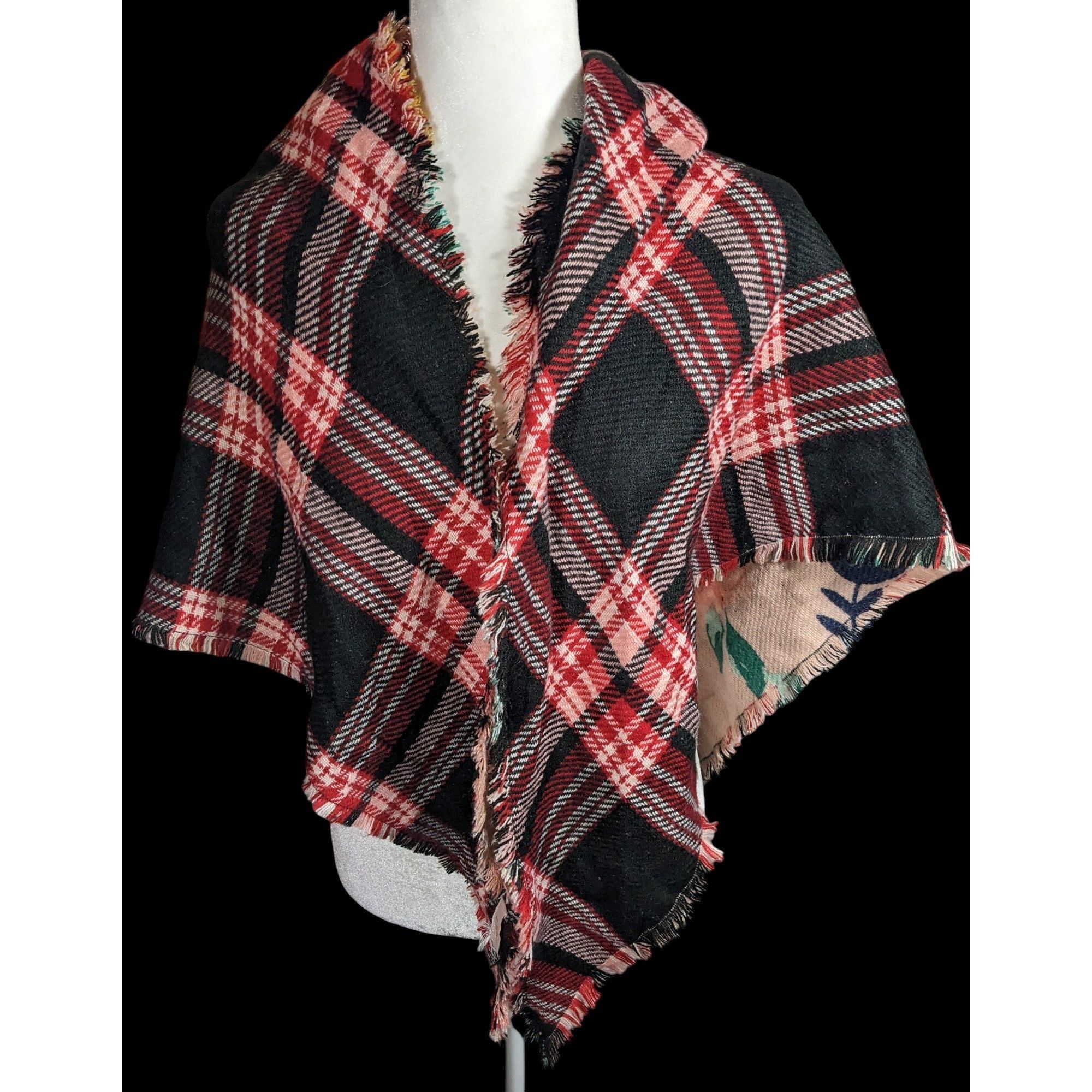 Other Candies Reversible Plaid And Pink Floral Triangle Shawl Size ONE SIZE - 1 Thumbnail