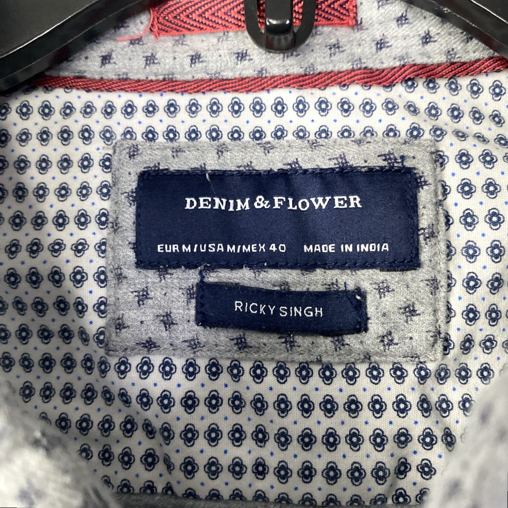 Vintage Ricky Singh Denim and Flower Long Sleeve Button Down Shirt Mens M Gray Denim Flower Shirt Mens M Short title Size US M / EU 48-50 / 2 - 2 Thumbnail