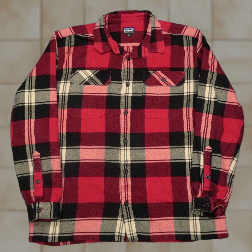 Patagonia Patagonia Shirt Mens L Red Plaid Long Sleeve Fjord Flannel Button Up Organic Size US L / EU 52-54 / 3 - 1 Thumbnail