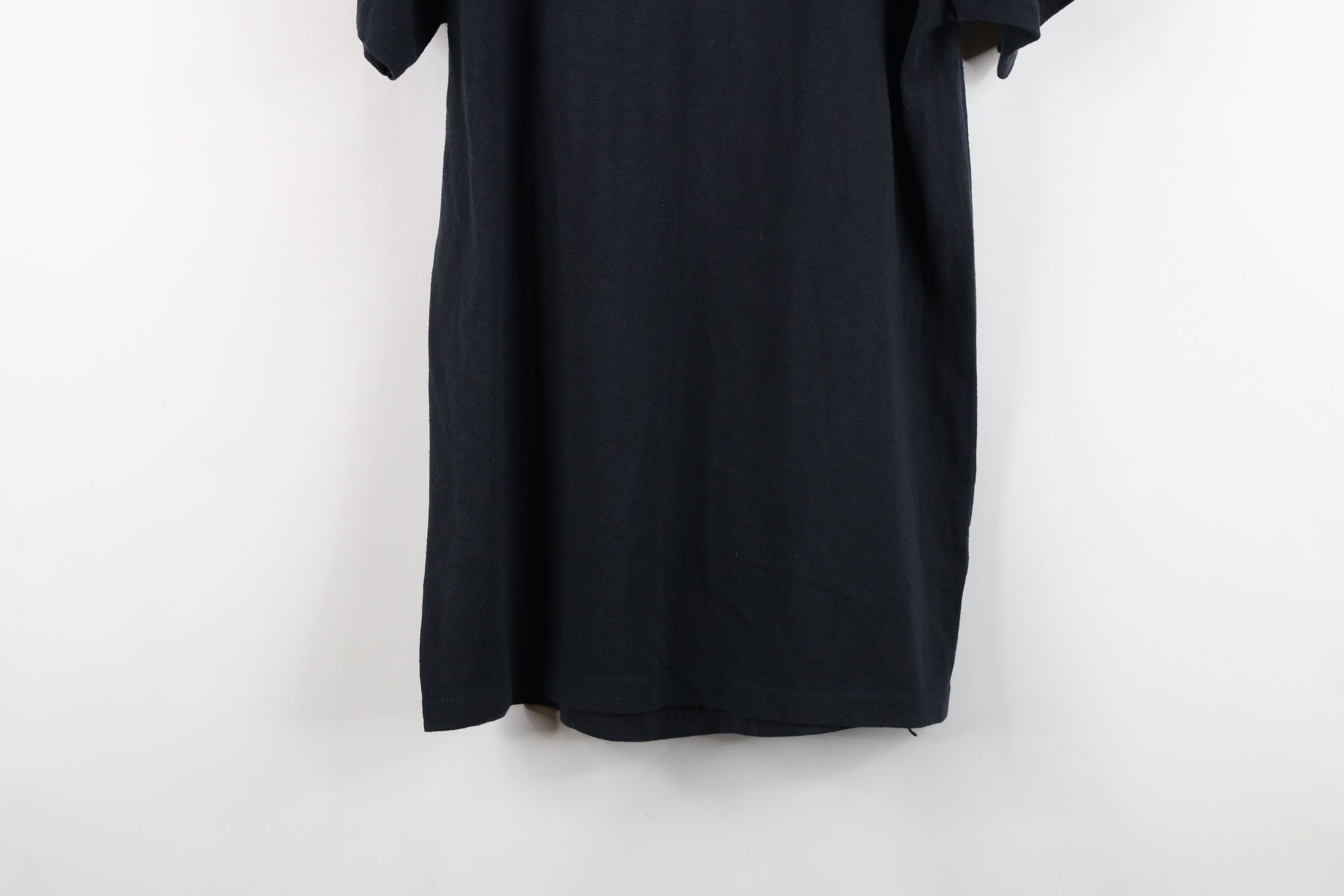 Vintage Vintage 70s Streetwear Thin Short Sleeve T-Shirt Black USA Size US M / EU 48-50 / 2 - 11 Thumbnail