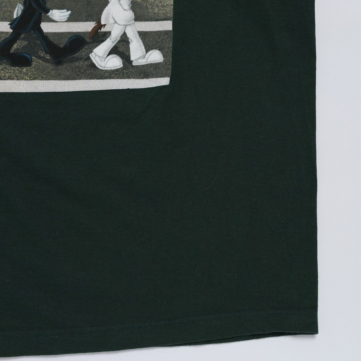 Vintage Vintage Warner Bros 1998 The Beatles Abbey Road Tee Size US XL / EU 56 / 4 - 4 Thumbnail