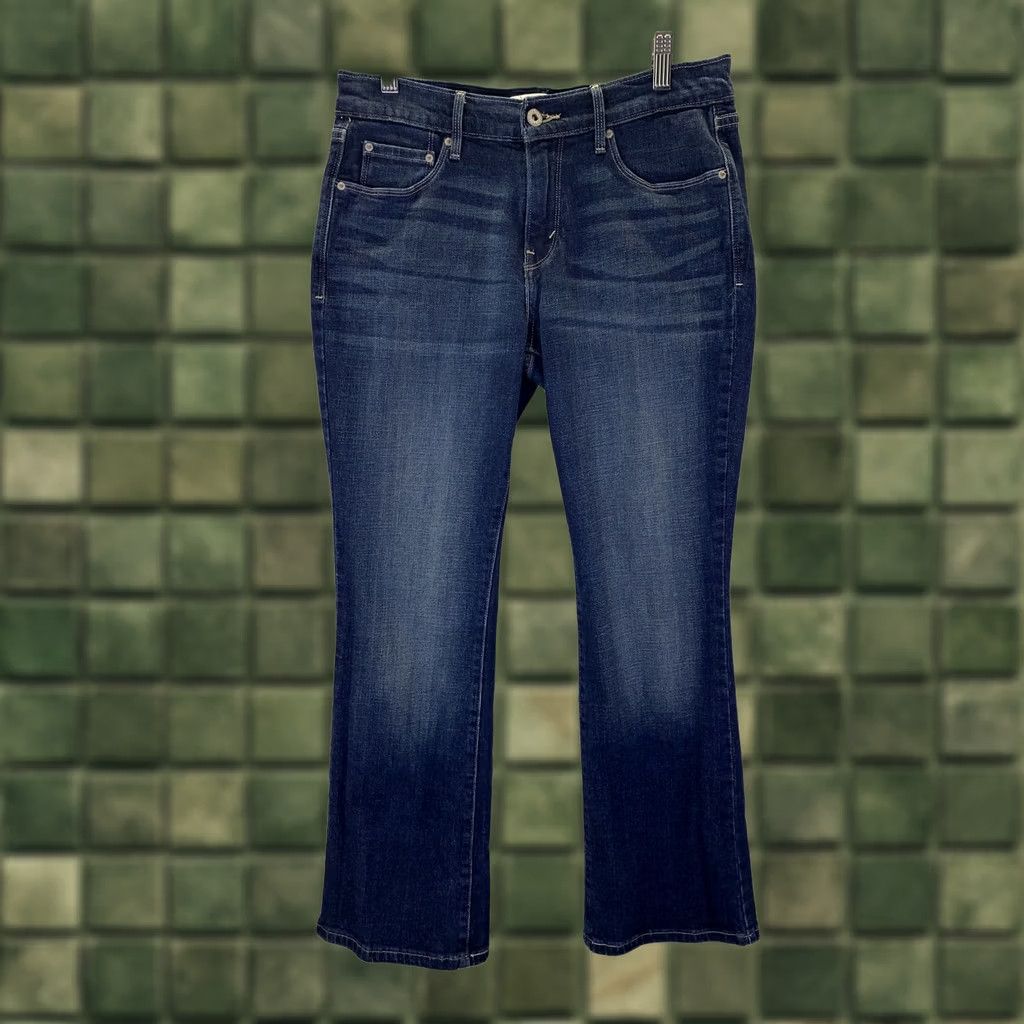 Levi's Levi’s Jeans 515 Stretch Boot Cut Denim Womens 6s/28-11195 Blue Cotton Blend Regular Size Type Jeans Womens Size 28" / US 6 / IT 42 - 1 Thumbnail