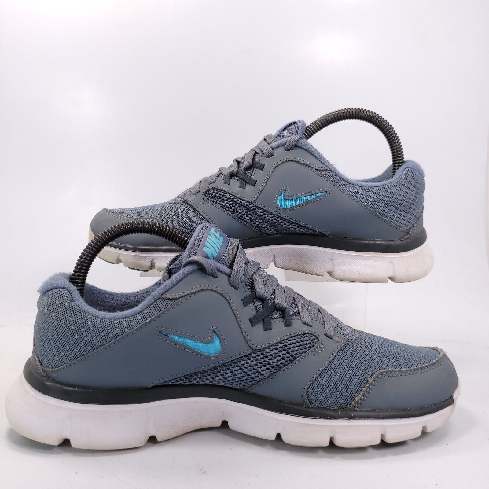Nike Nike Flex Experience RN 3 Shoe Womens Size 7.5 652853-403 Size US 7.5 / IT 37.5 - 6 Thumbnail
