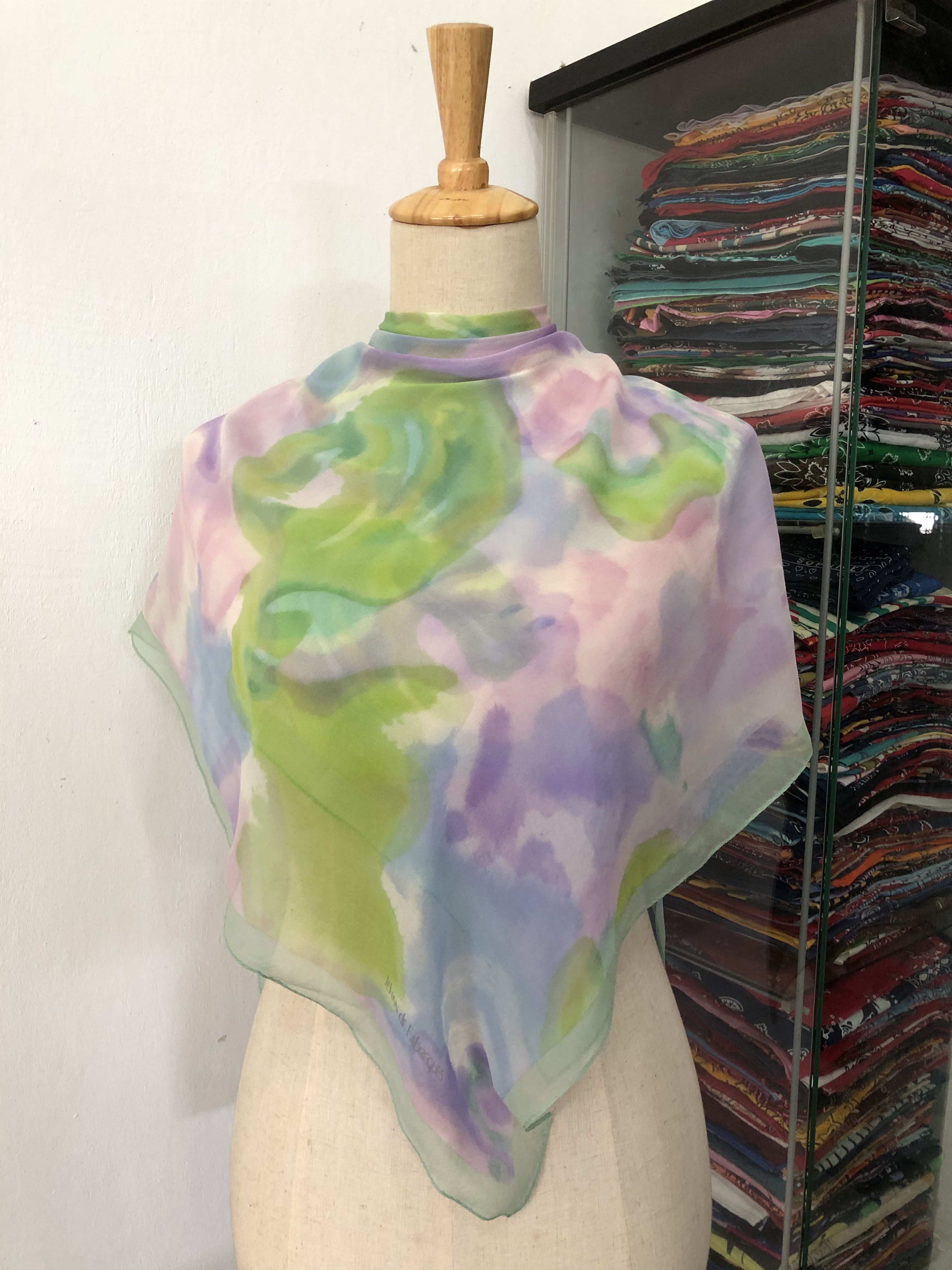 Vintage Vintage Silk Scarf Size ONE SIZE - 1 Thumbnail