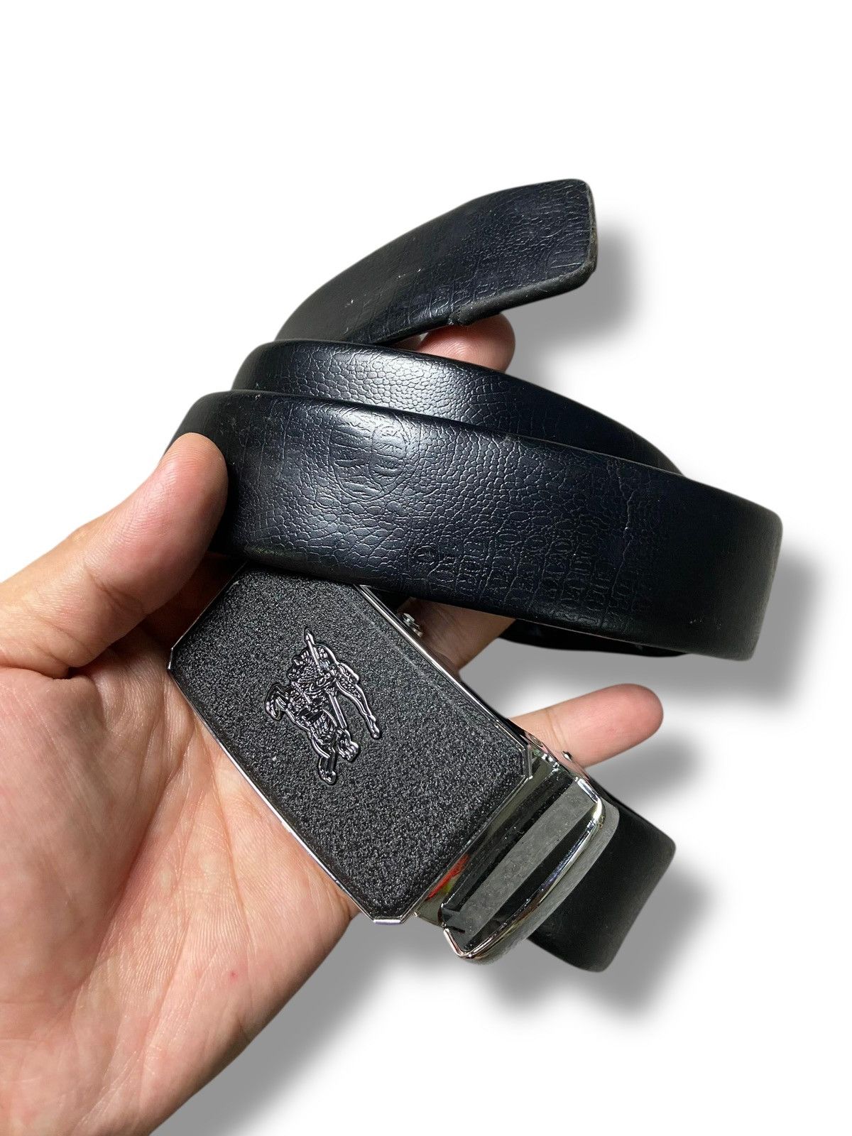 Burberry 🔥 BURBERRY BLACK LEATHER BELT 🔥 (142) Size 42 - 1 Thumbnail