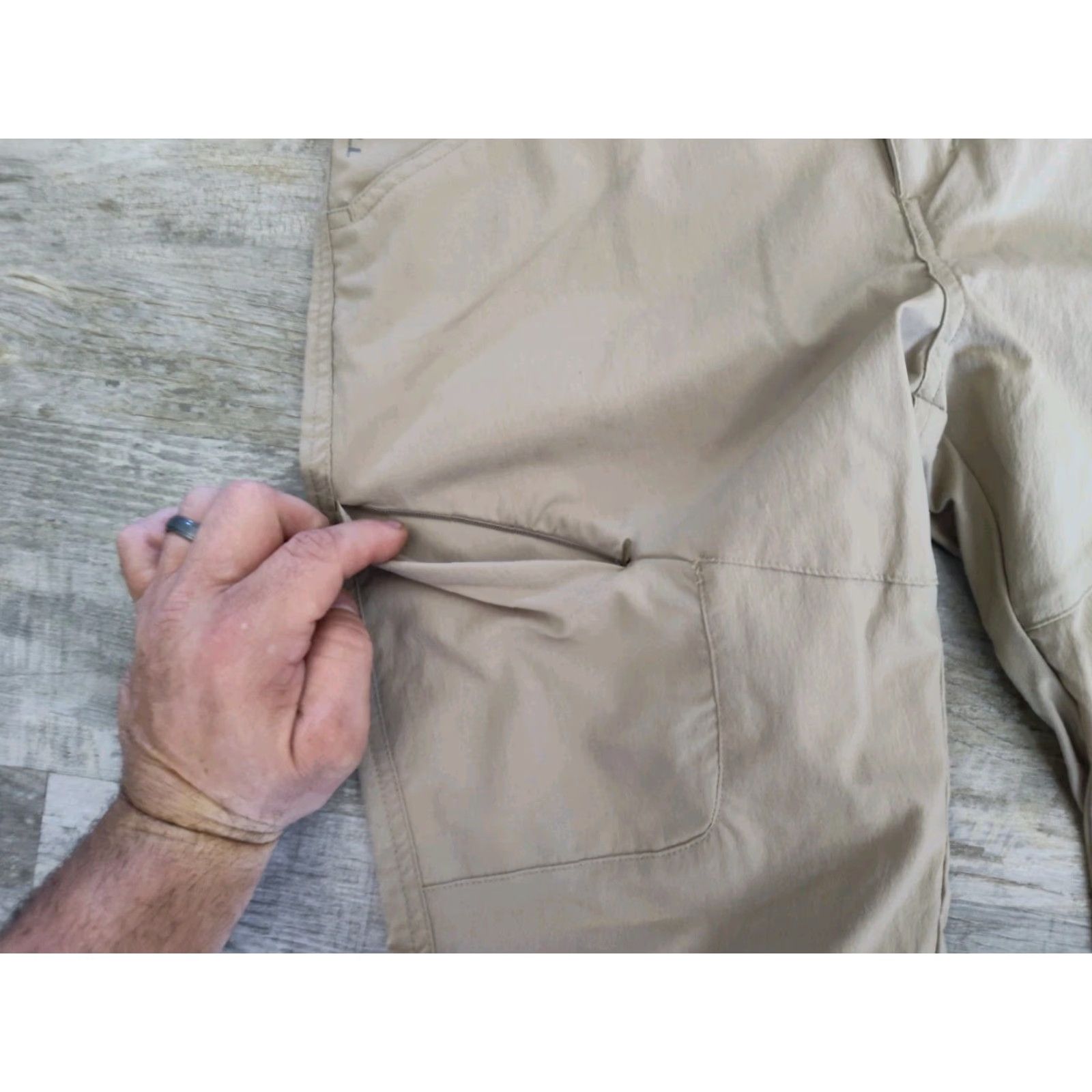 Merrell Merrell Women's Chino Pants Size 6 Tan Lightweight Stretch Hiking Outdoor Size 28" / US 6 / IT 42 - 6 Thumbnail