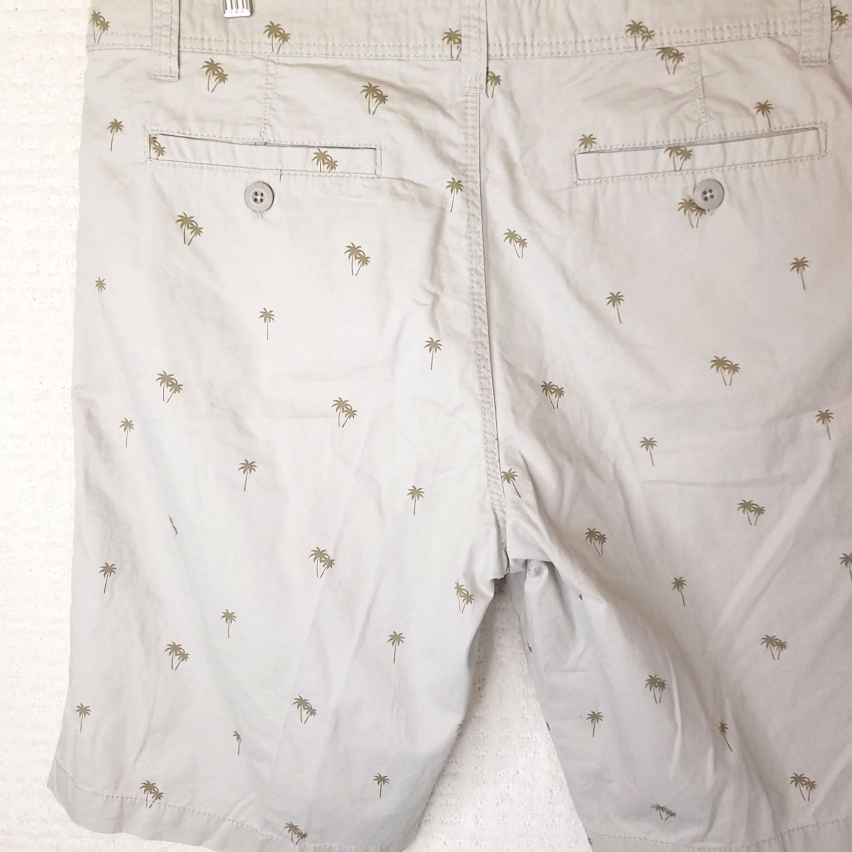 Vintage Cargo Supplies Mens Shorts 38 Beige Palm Tree Pattern Flat Front Button Closure Cargo Size US 38 / EU 54 - 6 Thumbnail