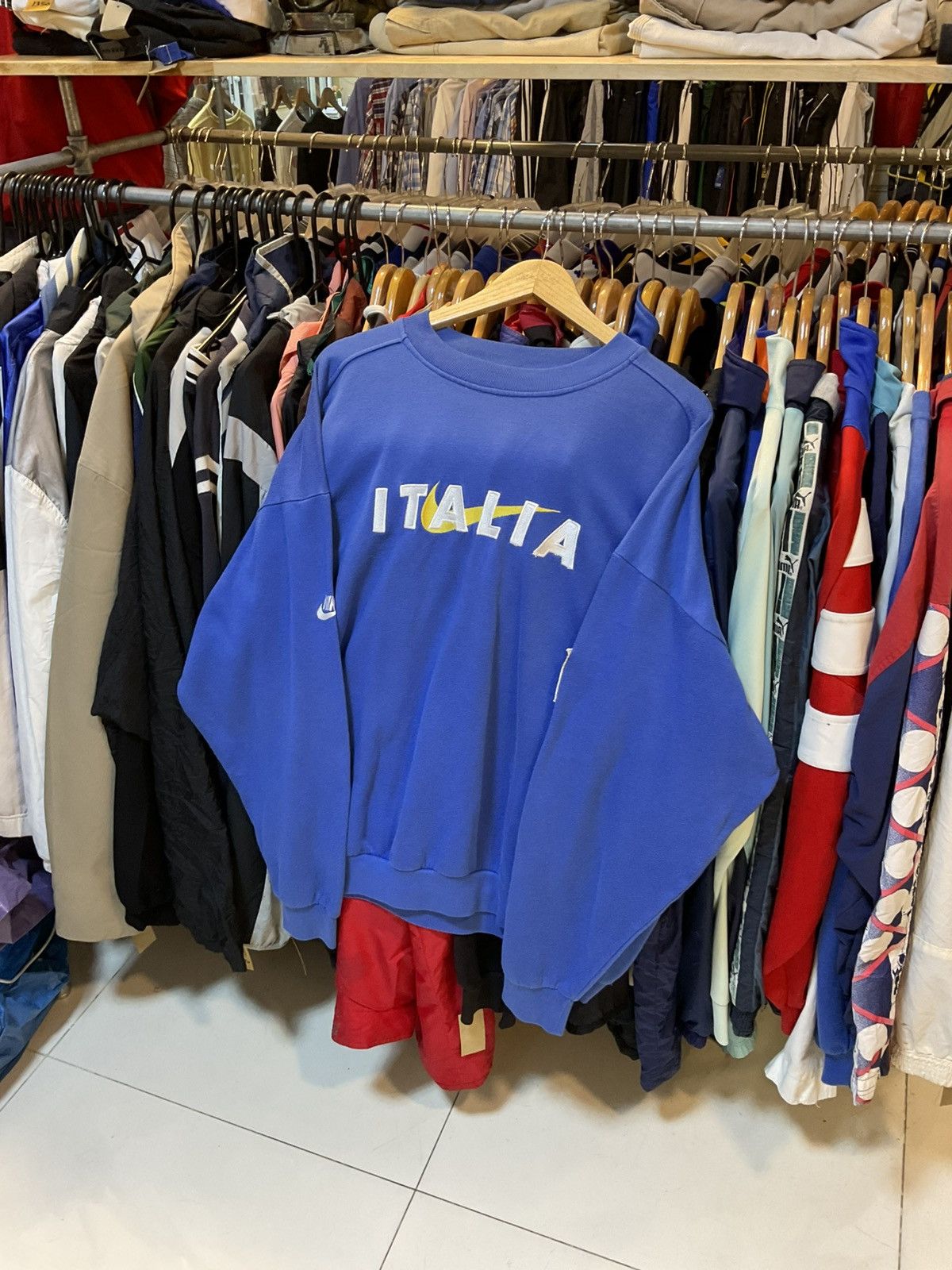 Vintage 1996 Italy Football Training Sweatshirt