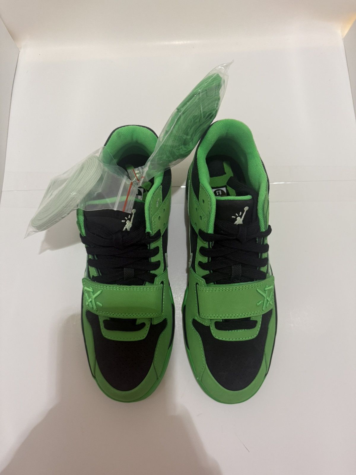 Jordan Brand × Travis Scott Travis Scott Jumpman Jack Green Spark Size 10 (IM9113-300) Size US 10 / EU 43 - 6 Thumbnail