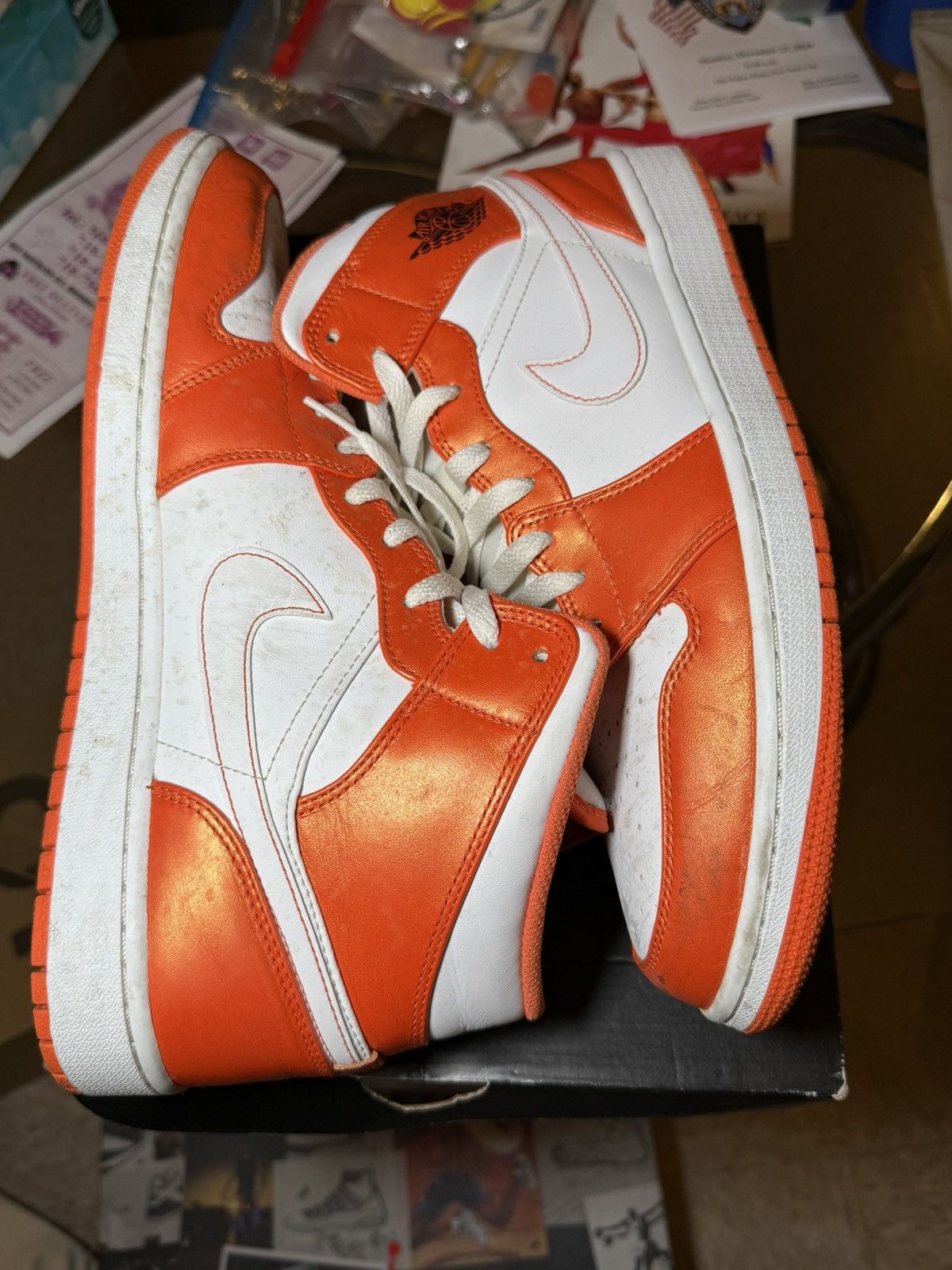 Jordan Brand Orange Metallic 1 mids Size US 13 / EU 46 - 5 Thumbnail