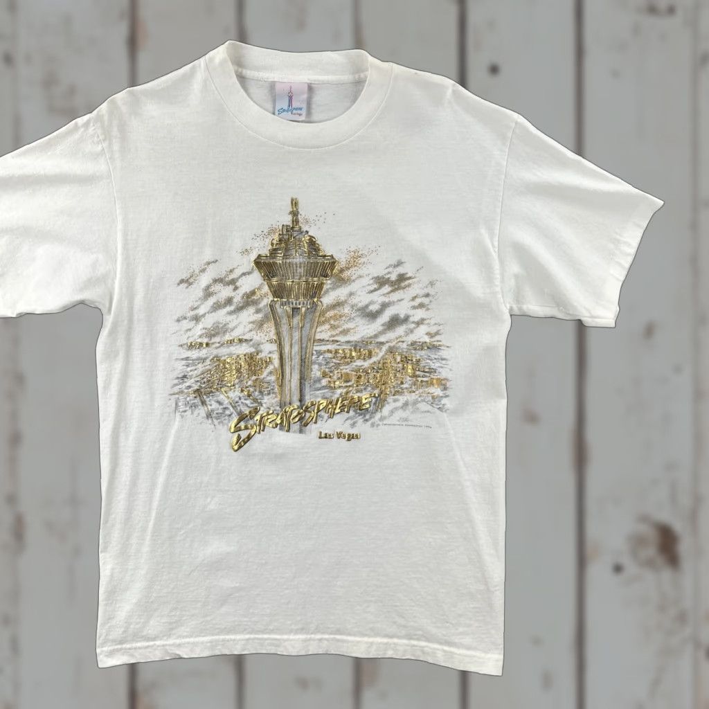 Vintage VINTAGE Stratosphere Las Vegas Men’s L Shirt White 1996 USA 90s Single Stitch Crew Neck Short Sleeve Cotton Knit T-Shirt Mens Size US L / EU 52-54 / 3 - 1 Thumbnail