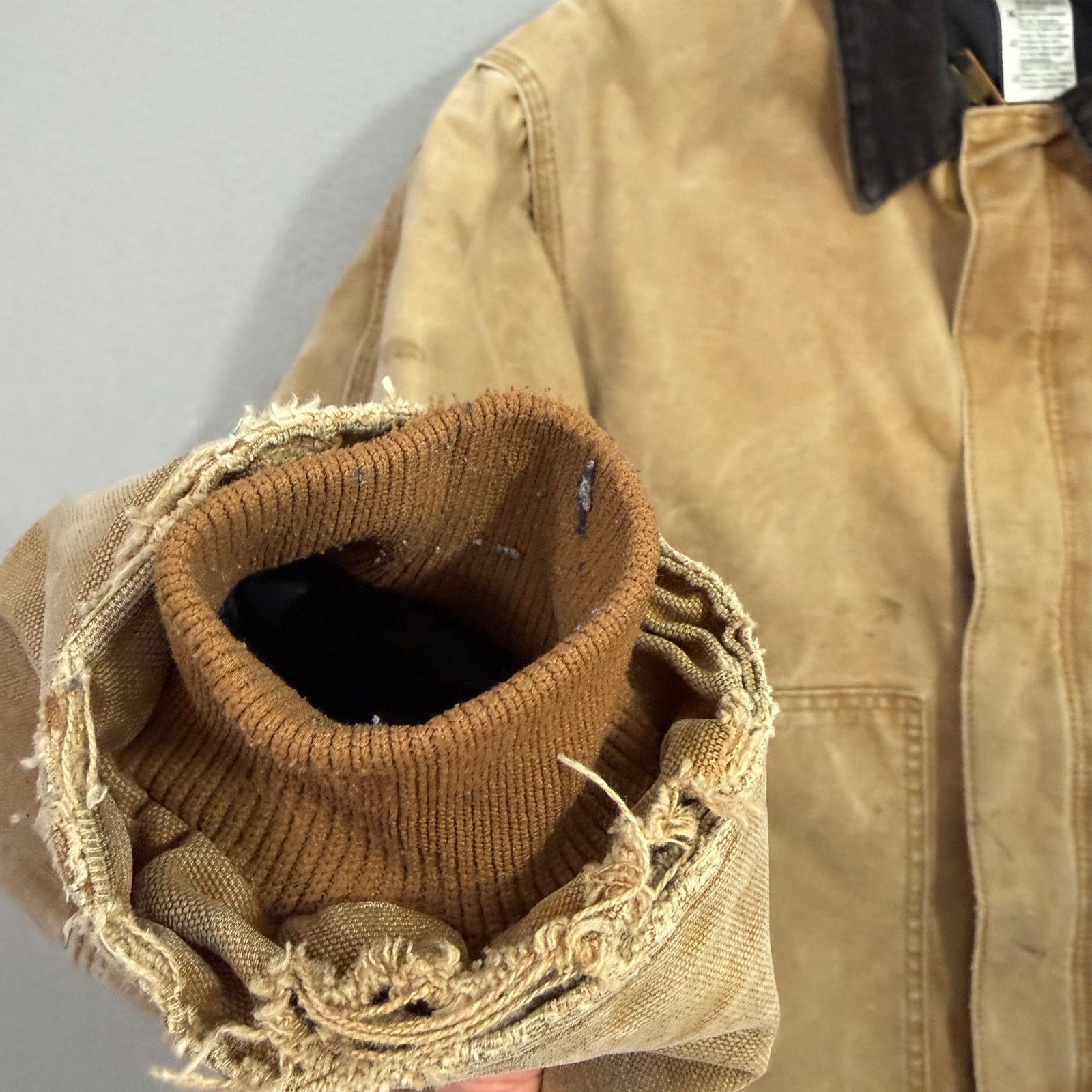 Carhartt Vintage Carhartt J22 BRN Arctic Jacket XL 2006 Distressed Size US XL / EU 56 / 4 - 7 Thumbnail