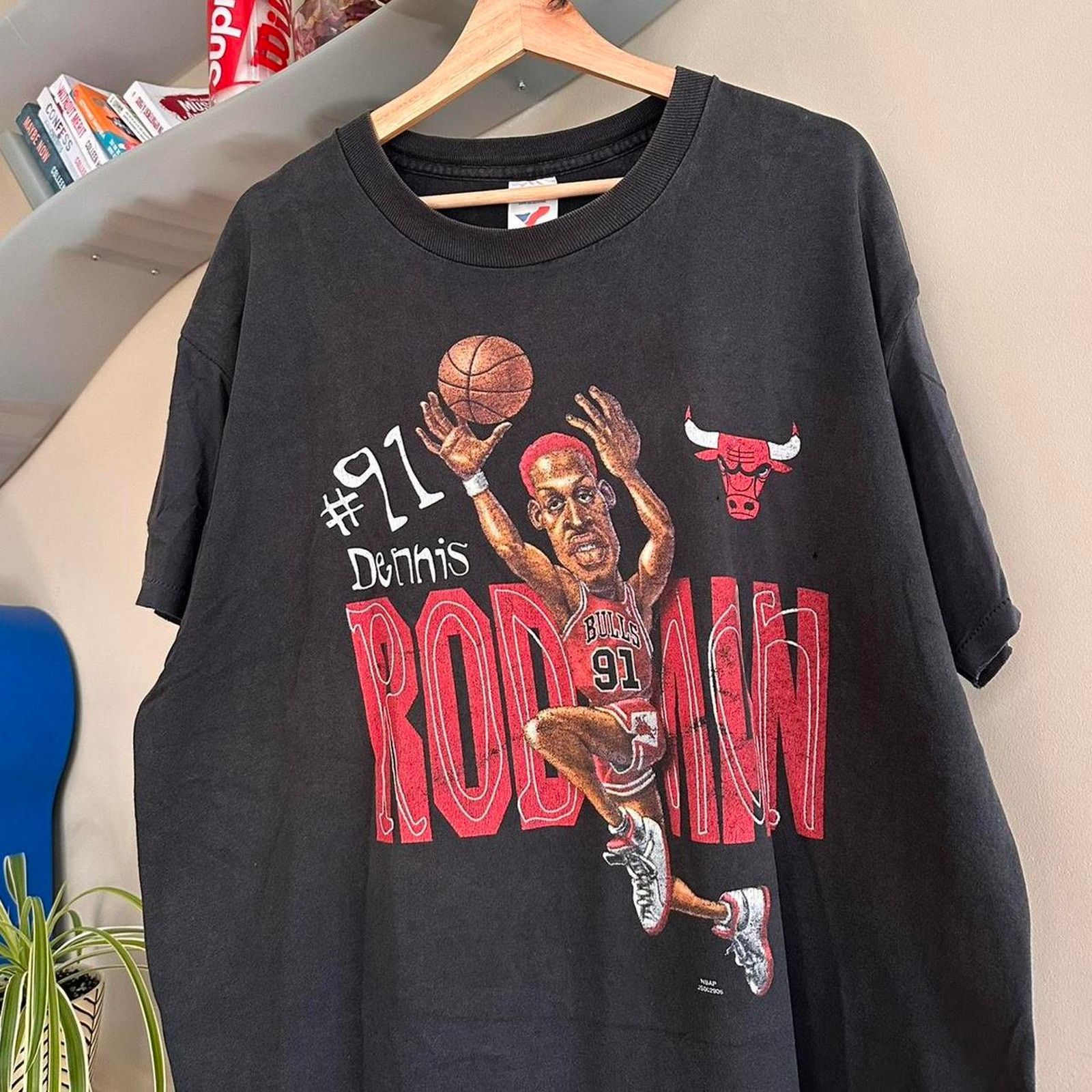 NBA × Rap Tees × Vintage Vintage Chicago Bulls Dennis Rodman Shirt Size US XL / EU 56 / 4 - 2 Thumbnail