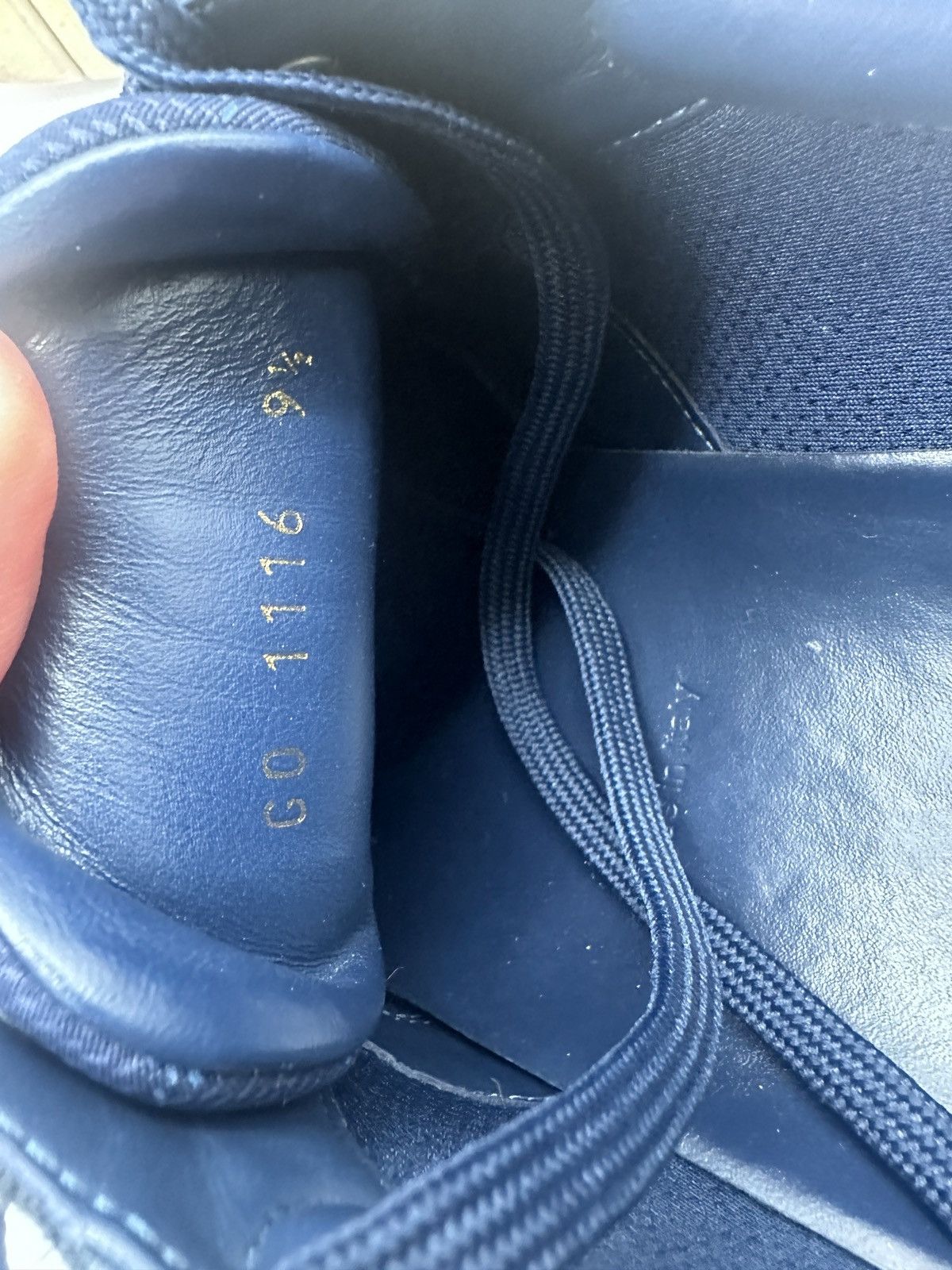 Louis Vuitton Louis Vuittom Runner Sneaker Blue Size 9.5 LV 10.5 USA Size US 9.5 / EU 42-43 - 10 Thumbnail