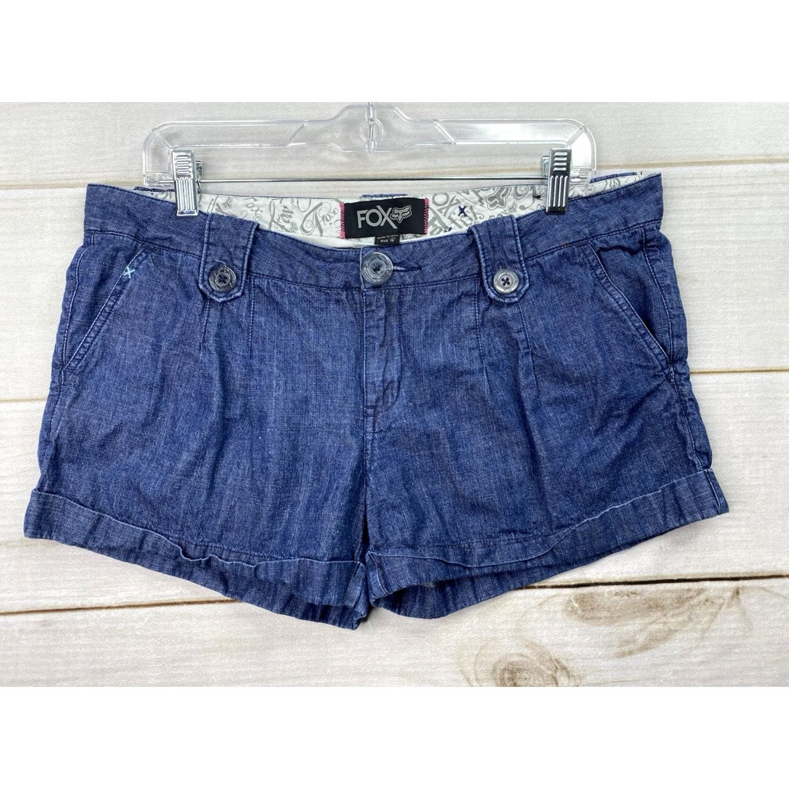 Fox Racing Fox Racing Jean Shorts Woman’s Size 11 Pleated Cuffed Button Detail Mini Y2K 90s Womens Jeans Shorts Denim Blue 90s Fox Size 32" / US 10 / IT 46 - 2 Thumbnail