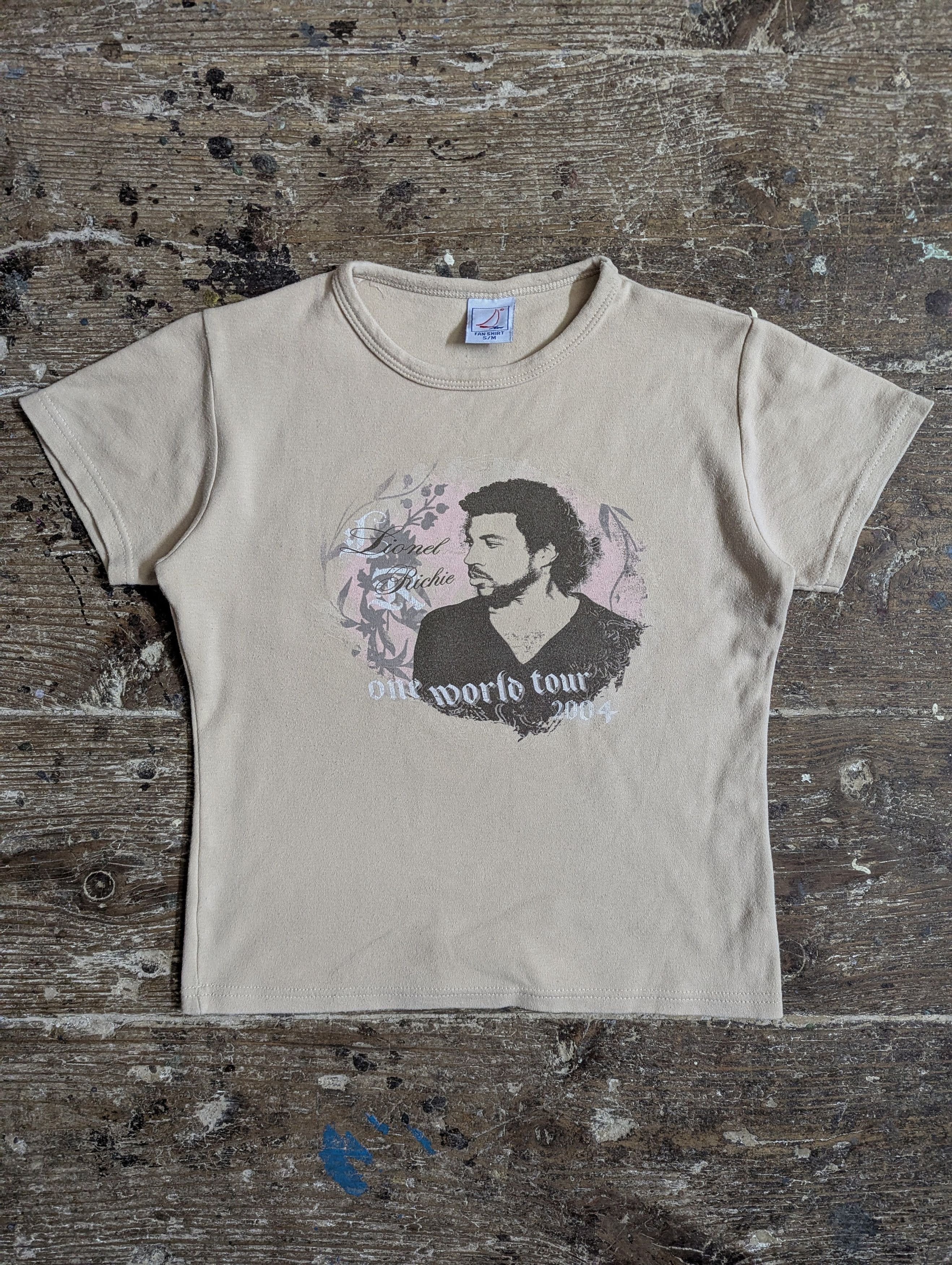 Band Tees 2004 Lionel Richie One Tour T Shirt Size S / US 4 / IT 40 - 1 Thumbnail