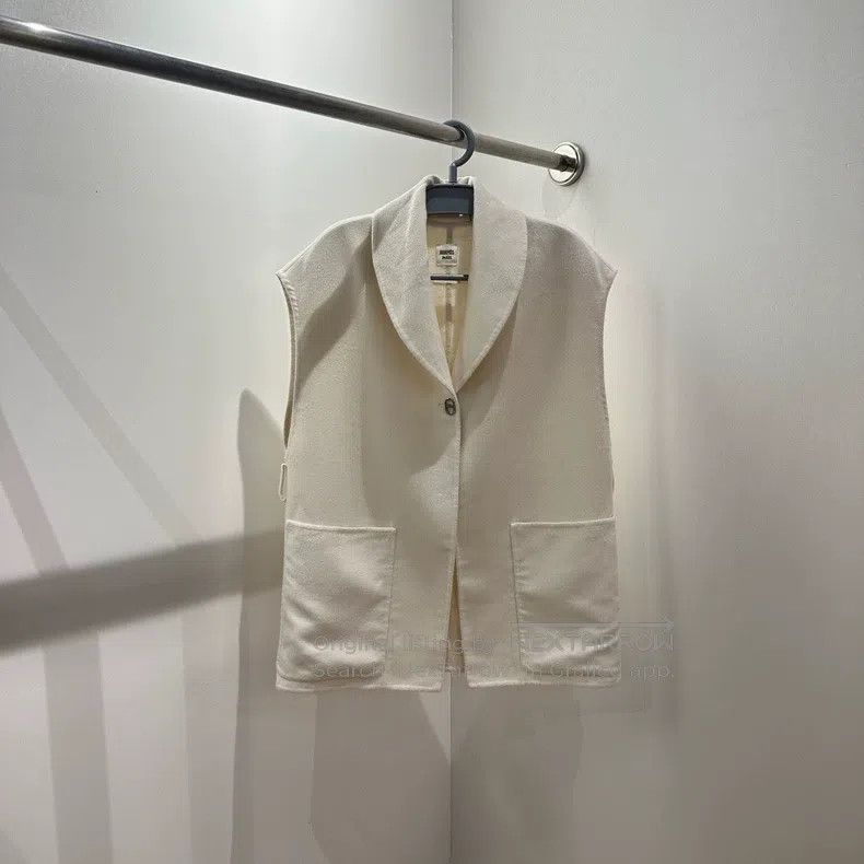 Hermes Hermes Cashmere White Vest Size XXS / US 00 / IT 34 - 1 Thumbnail