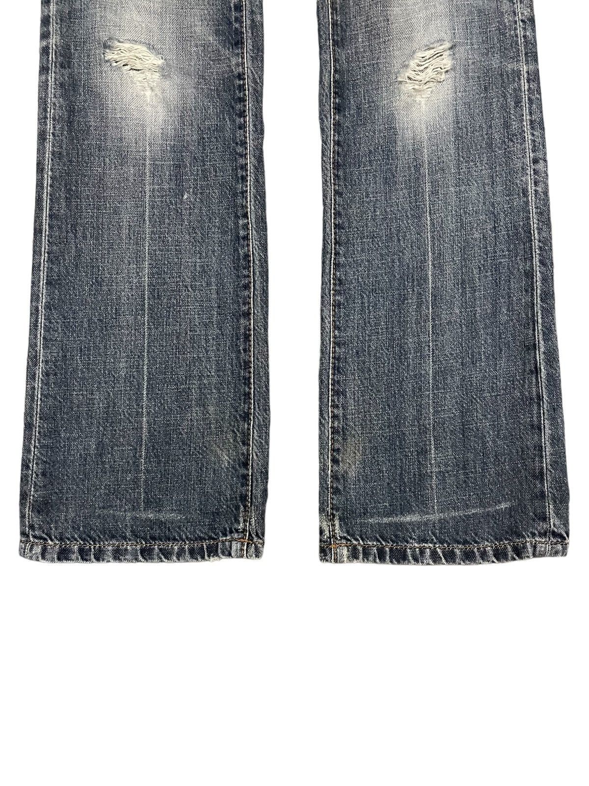 Paul & Joe Vintage Paul & Joe Womenswear Relaxed Flare Distressed Jeans Size 28" / US 6 / IT 42 - 6 Thumbnail